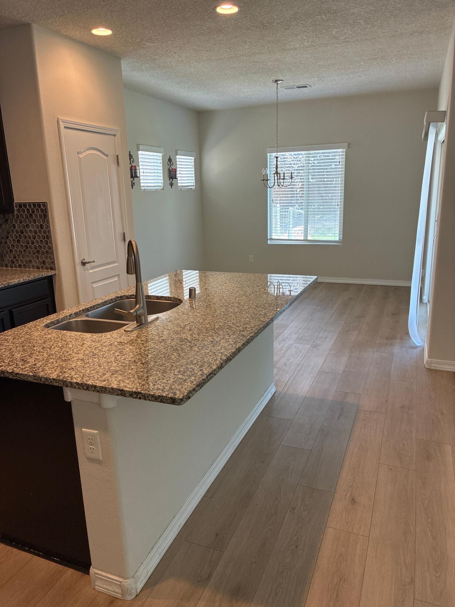 Photo 11 — 2217 Violeta Circle SE