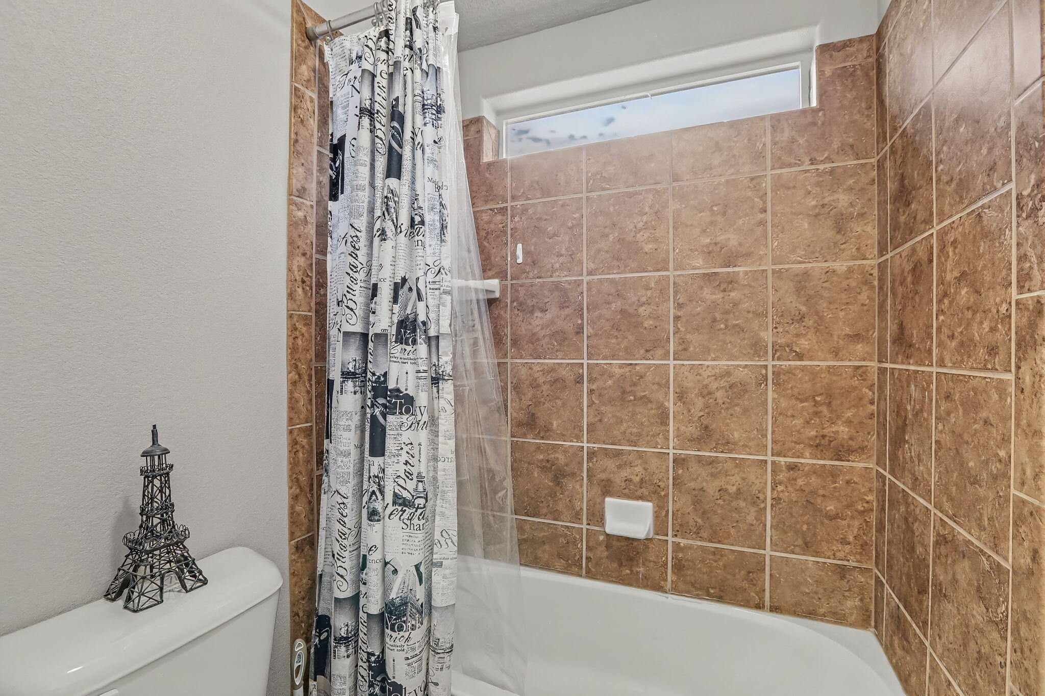 Photo 15 — 7063 Wrangell Loop NE