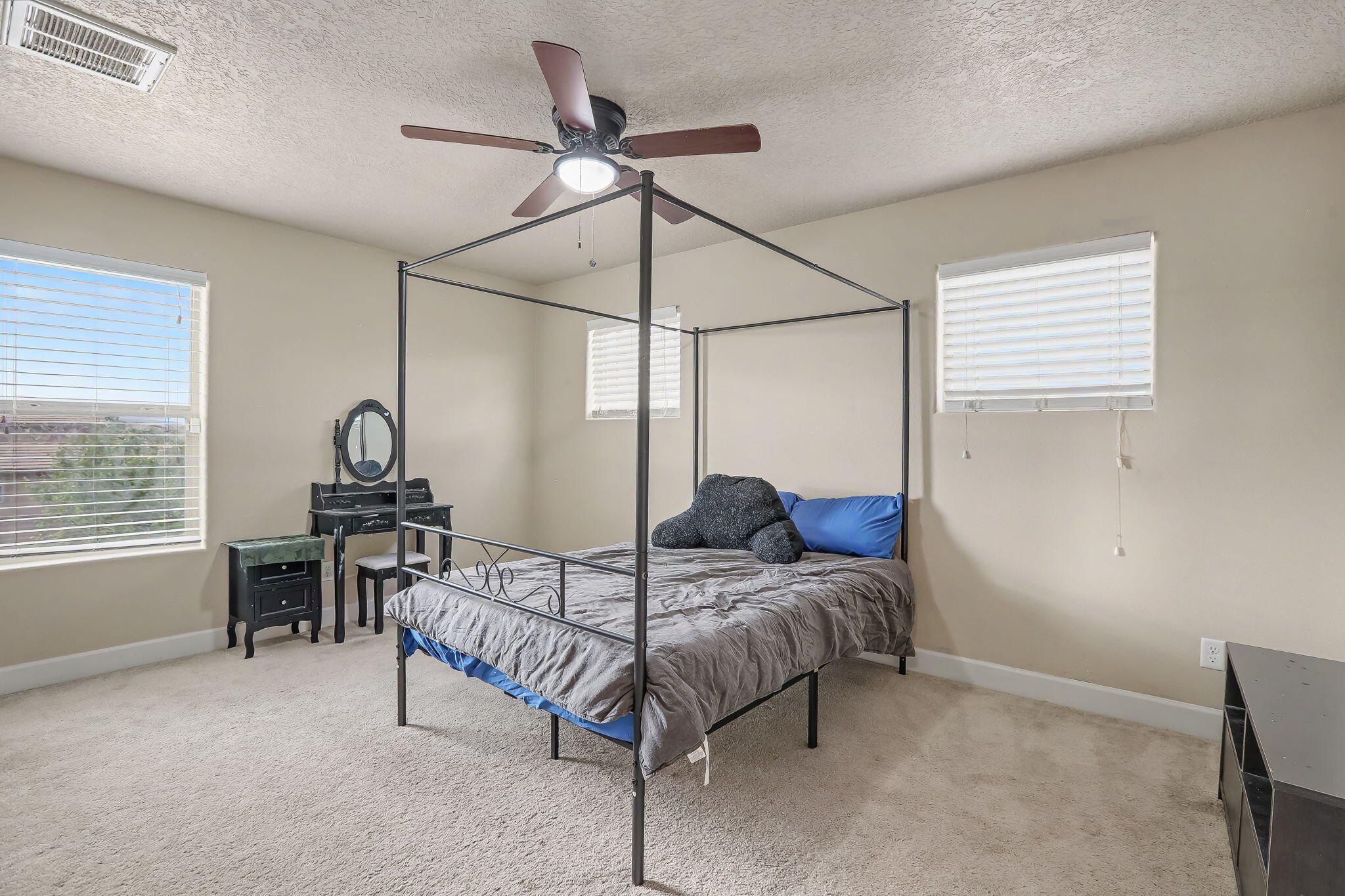 Photo 14 — 7063 Wrangell Loop NE