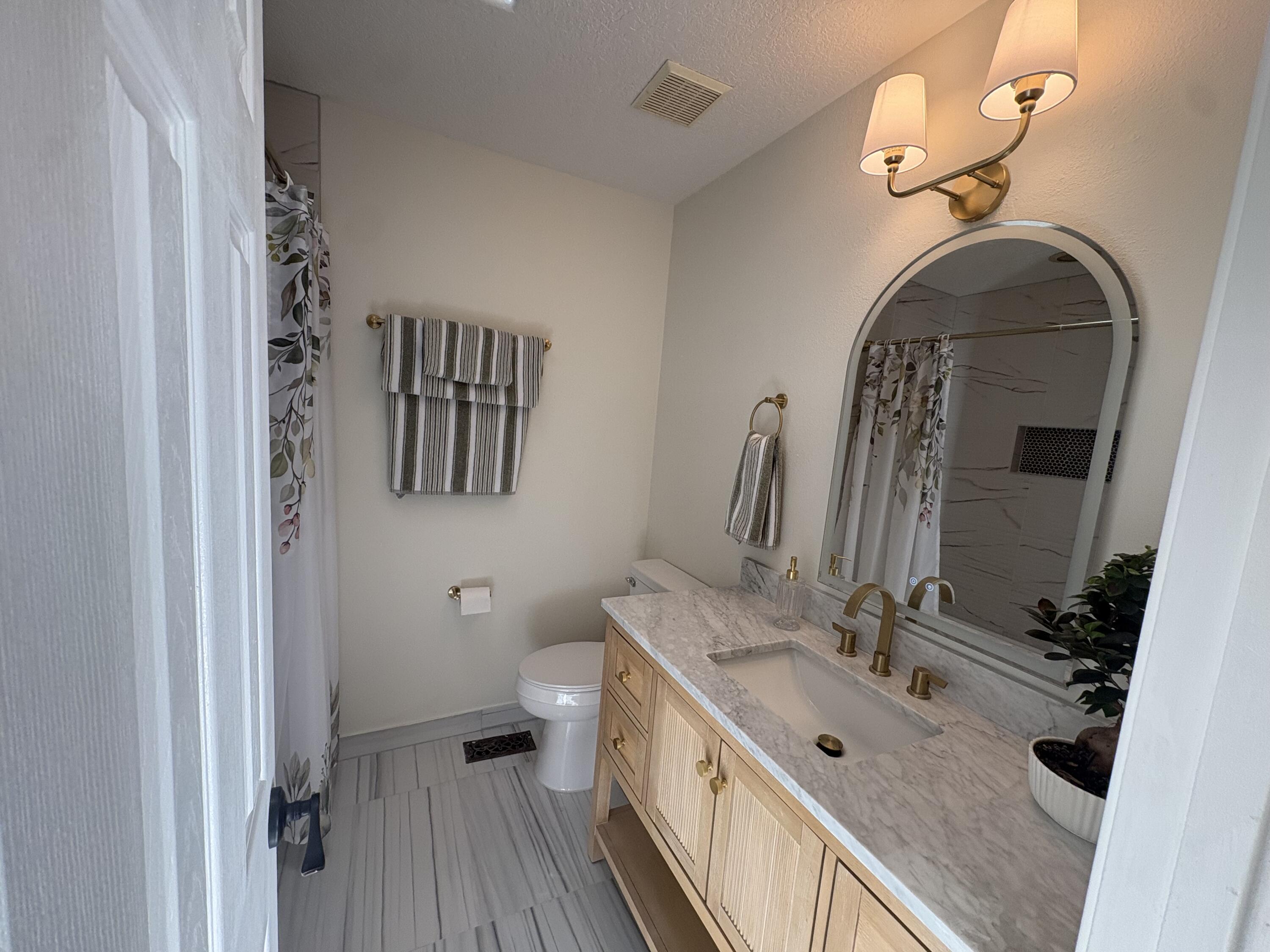 Photo 10 — 4941 Marna Lynn Avenue NW