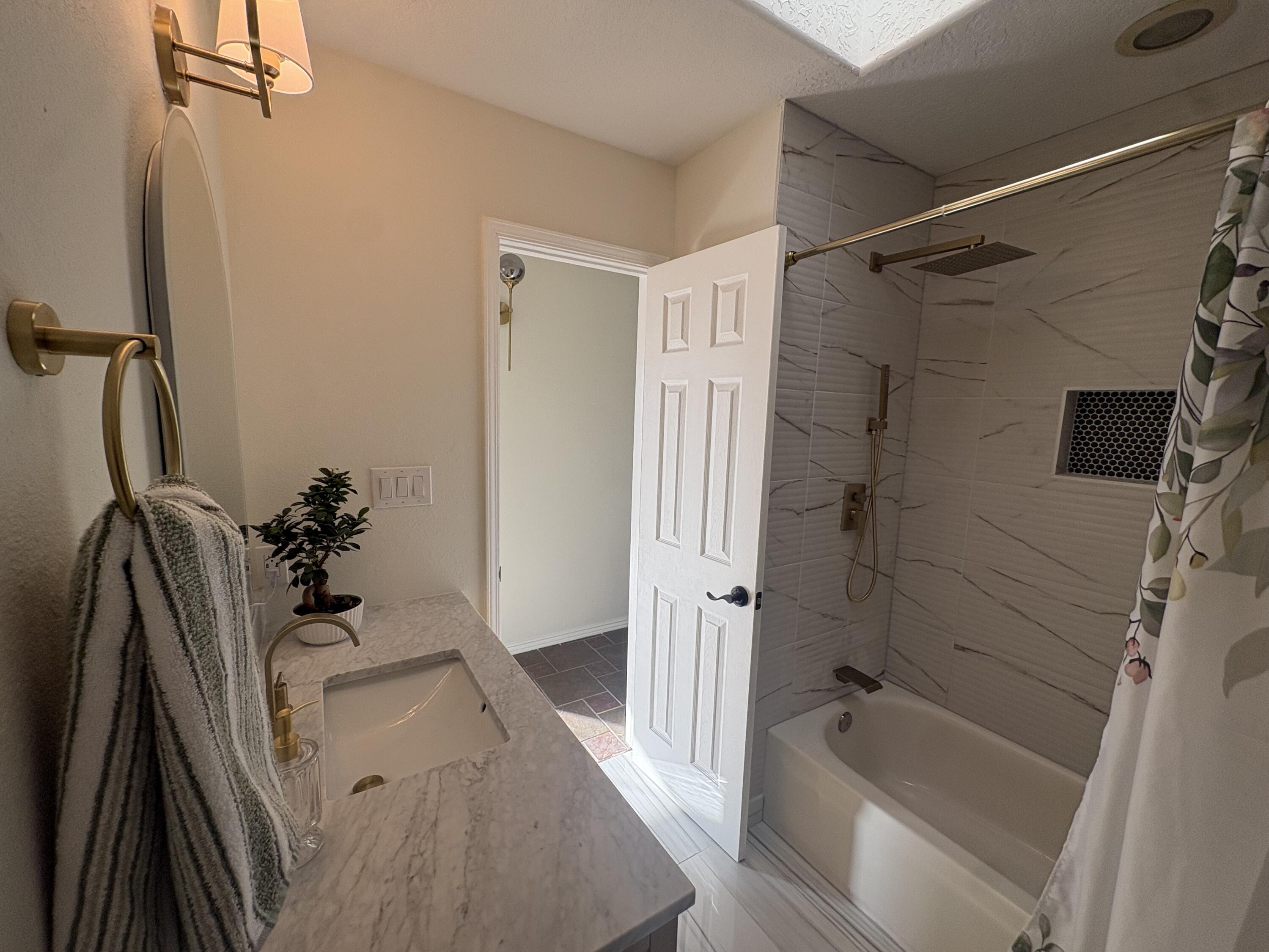 Photo 9 — 4941 Marna Lynn Avenue NW