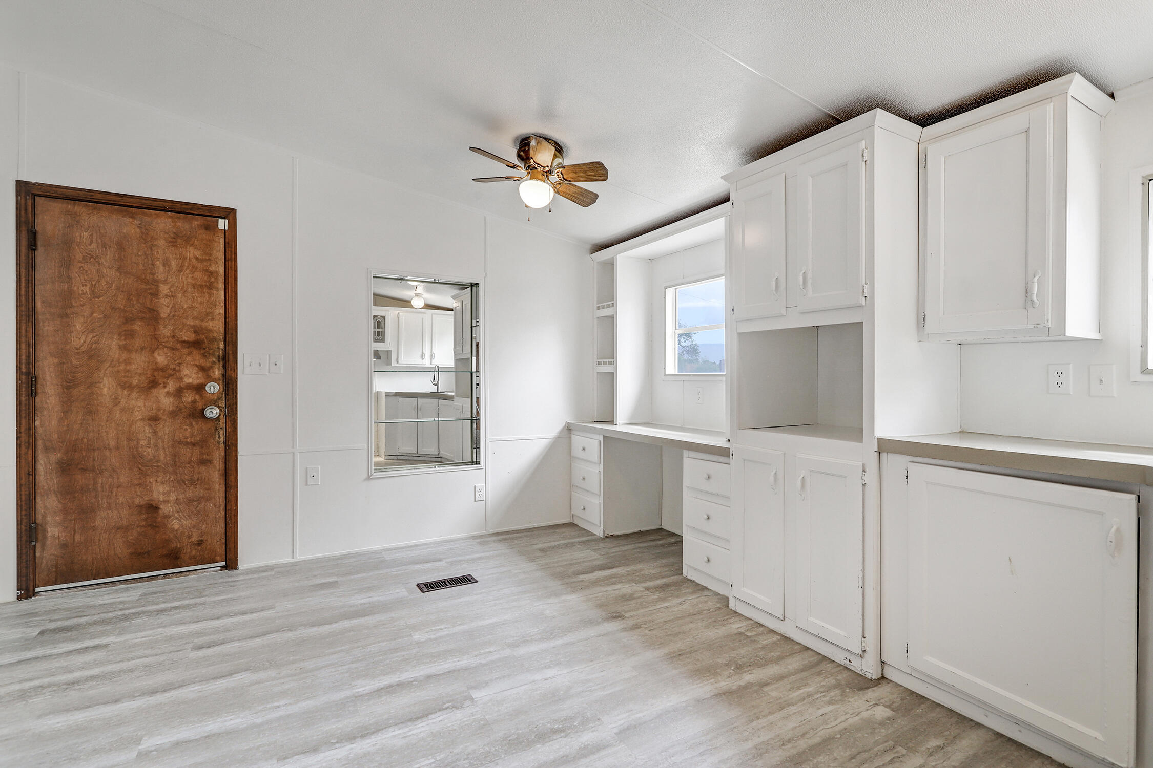 Photo 6 — 2620 Lucero Road SW