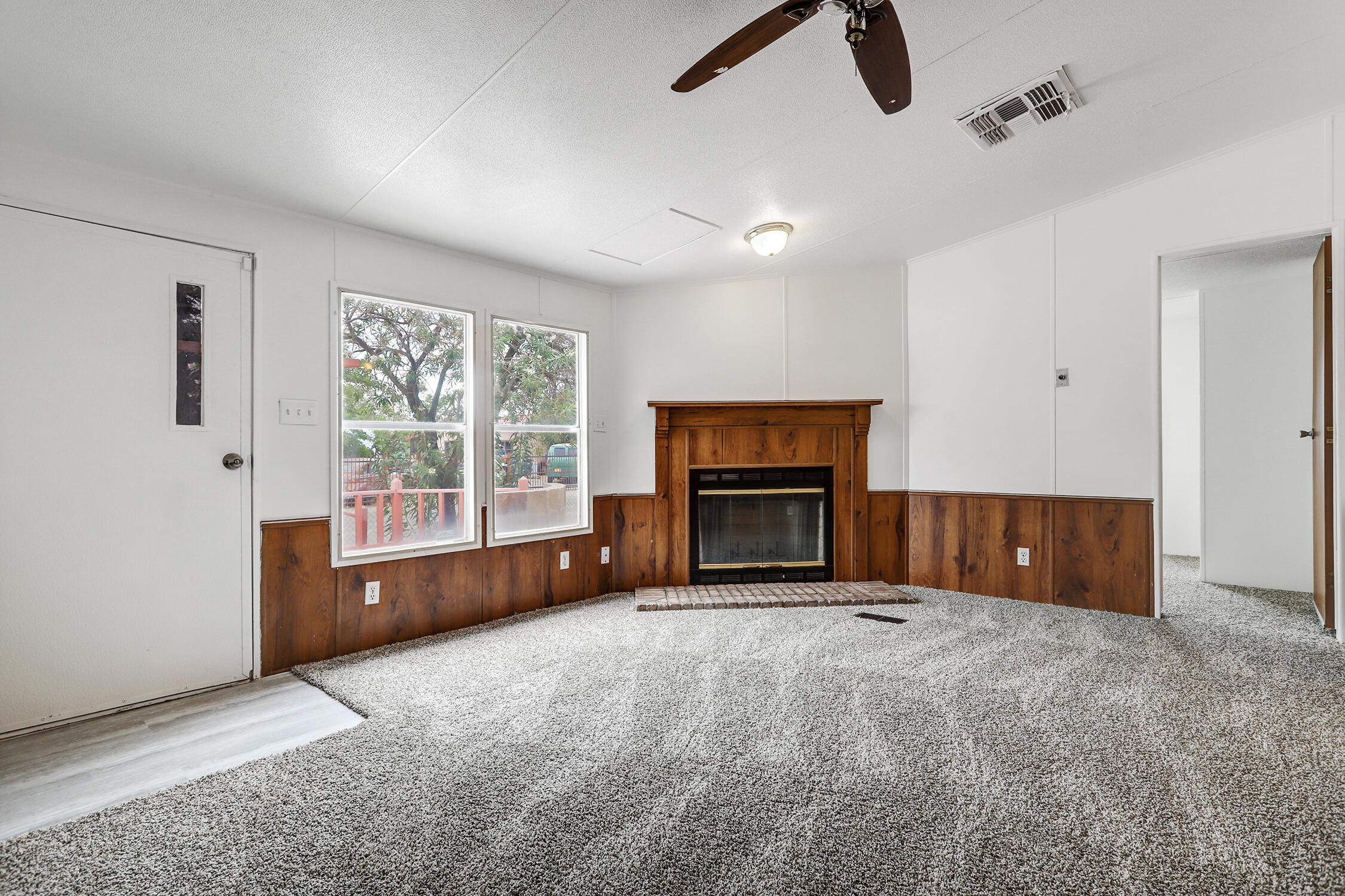 Photo 20 — 2620 Lucero Road SW
