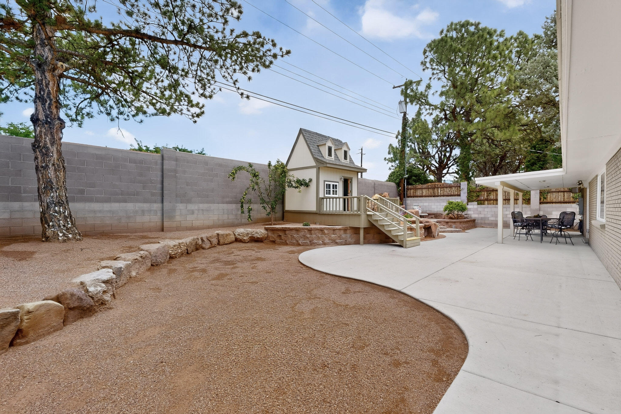 Photo 7 — 8005 Pickard Avenue NE