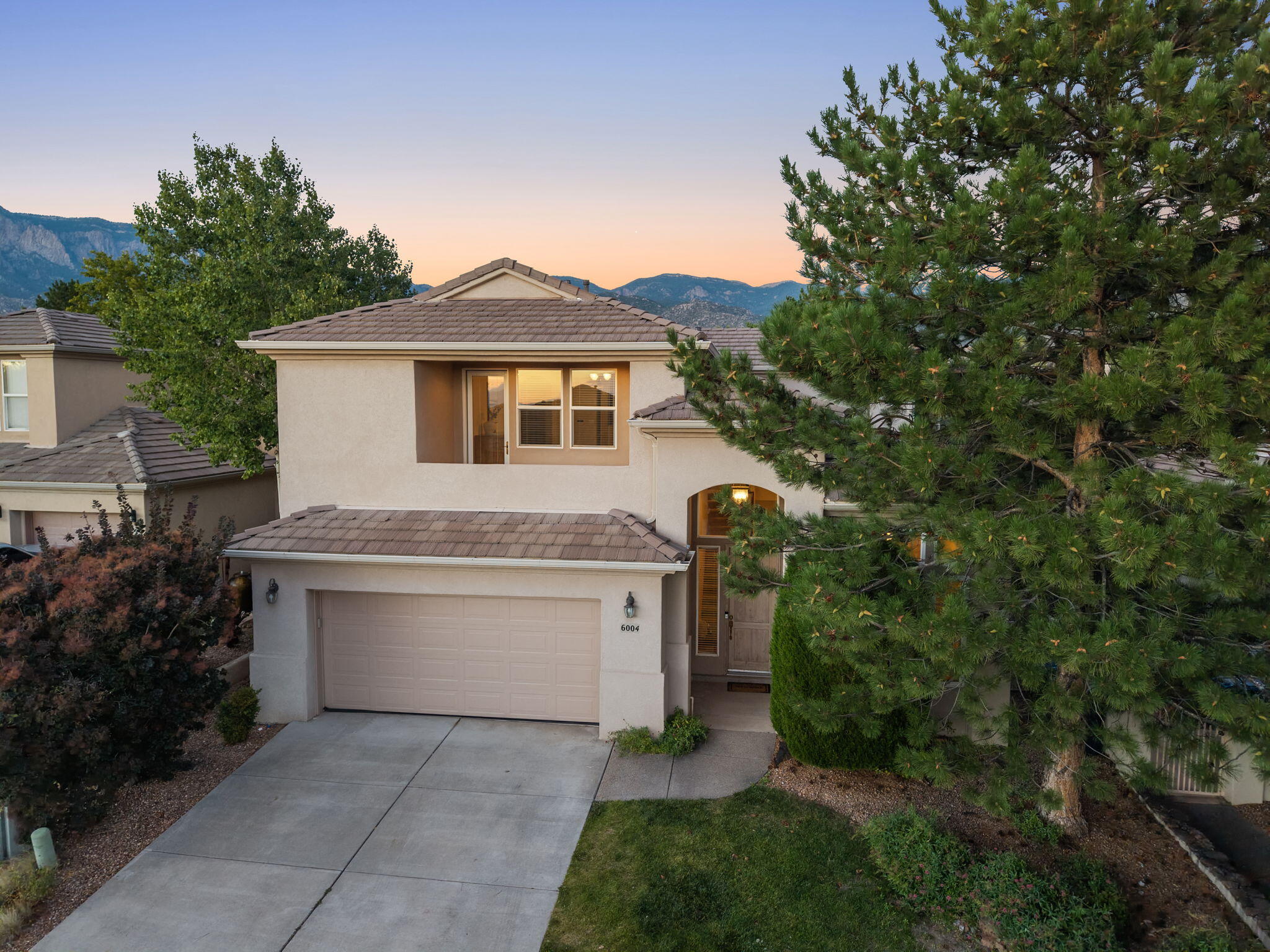 Photo 8 — 6004 Wildflower Trail NE