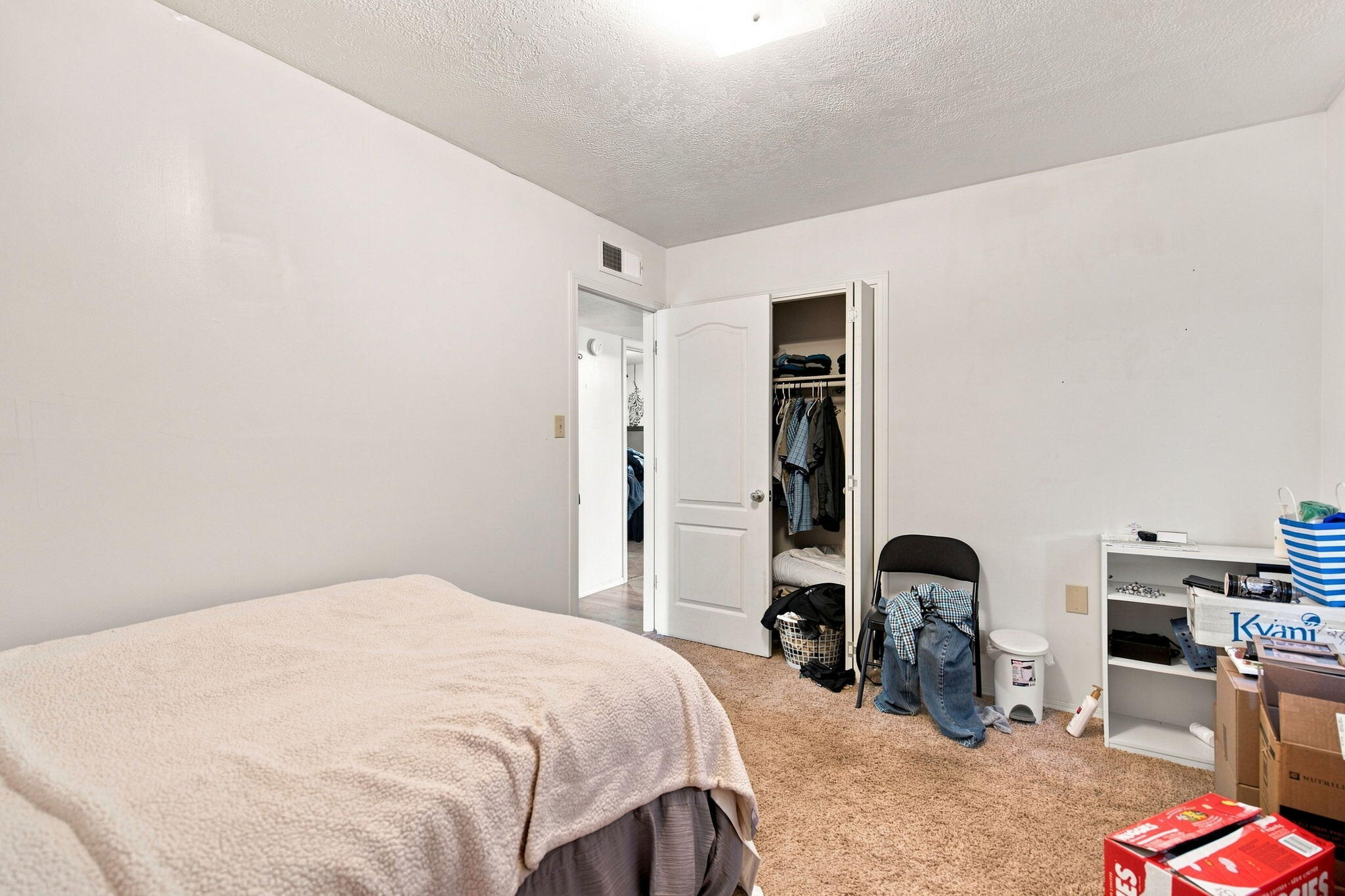 Photo 14 — 1647 Joan Street