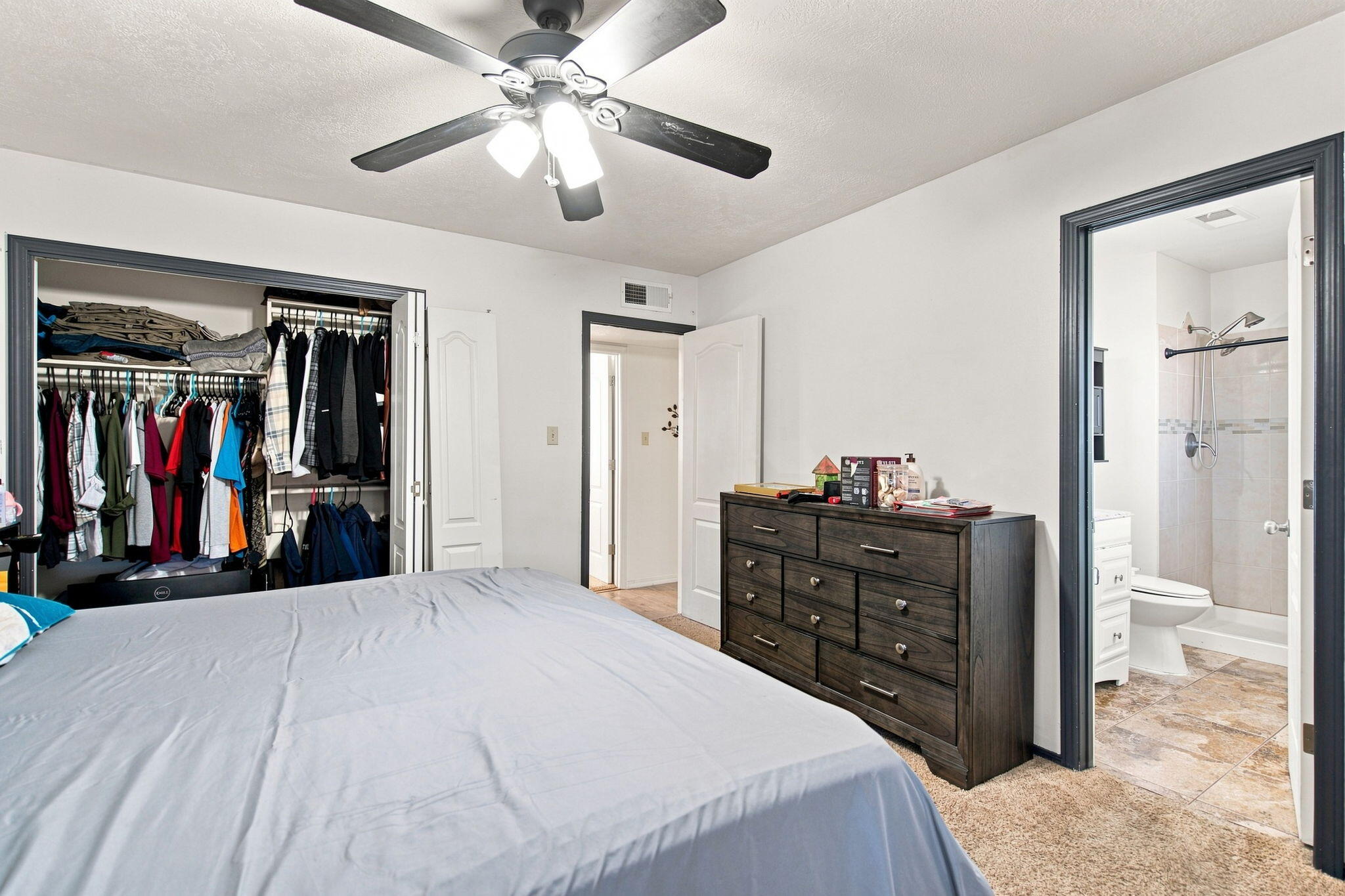Photo 10 — 1647 Joan Street