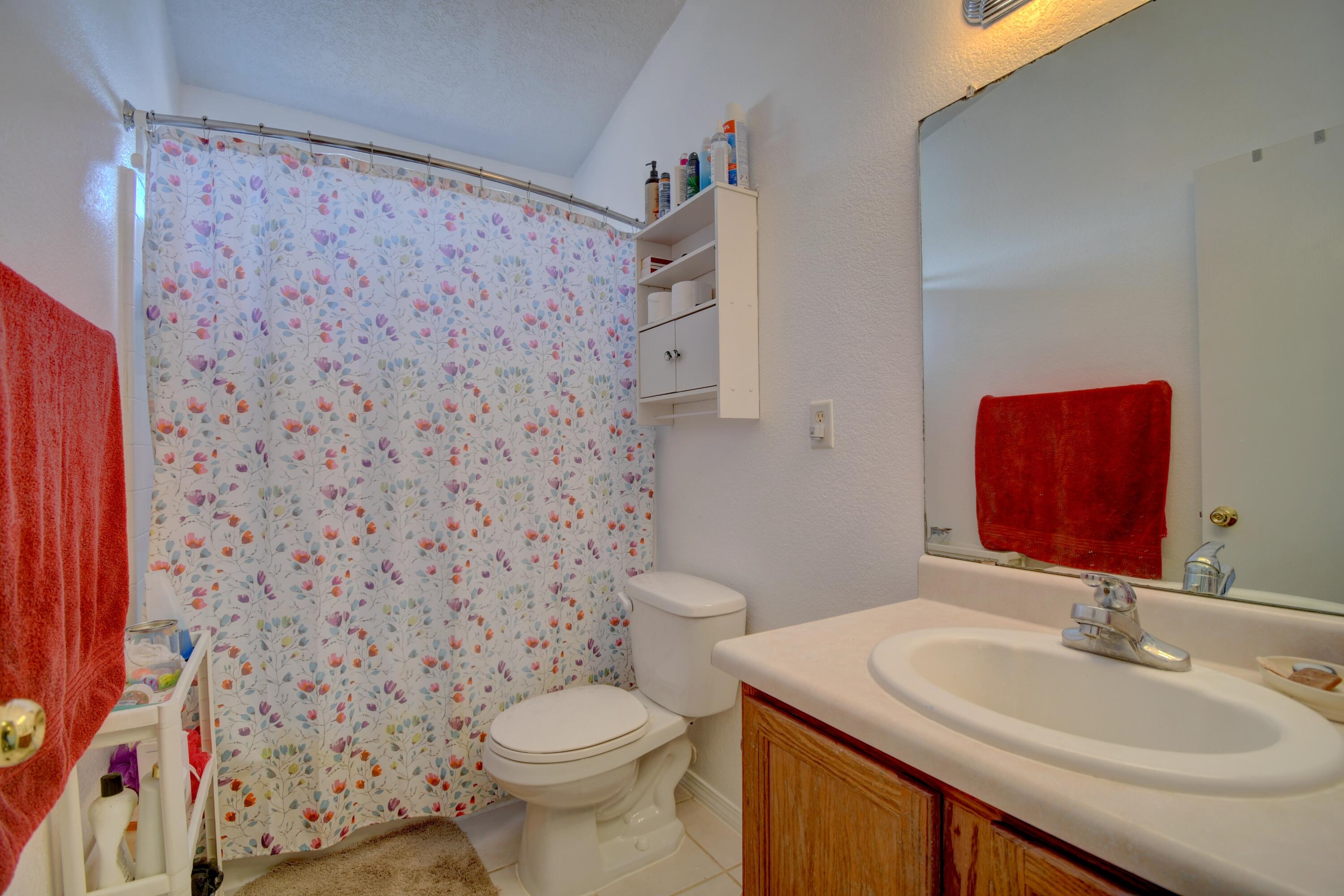 Photo 6 — 4765 Jessica Drive NE
