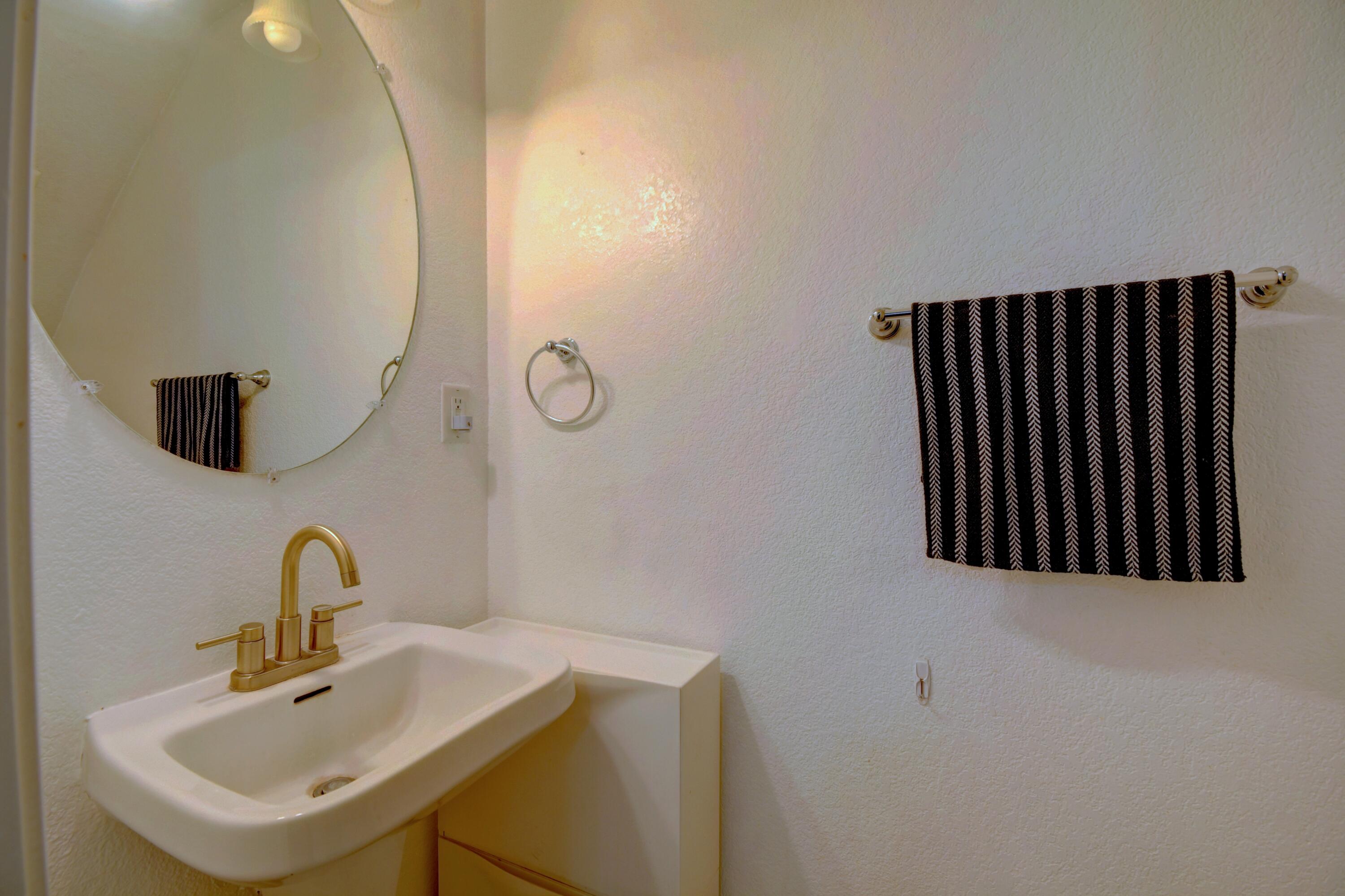 Photo 17 — 4765 Jessica Drive NE