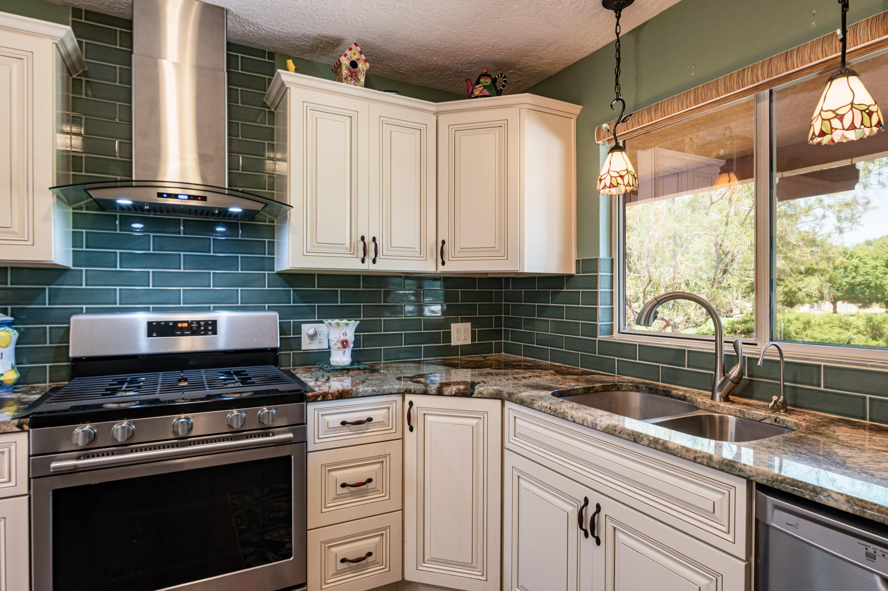 Photo 18 — 5604 Arvilla Avenue NE