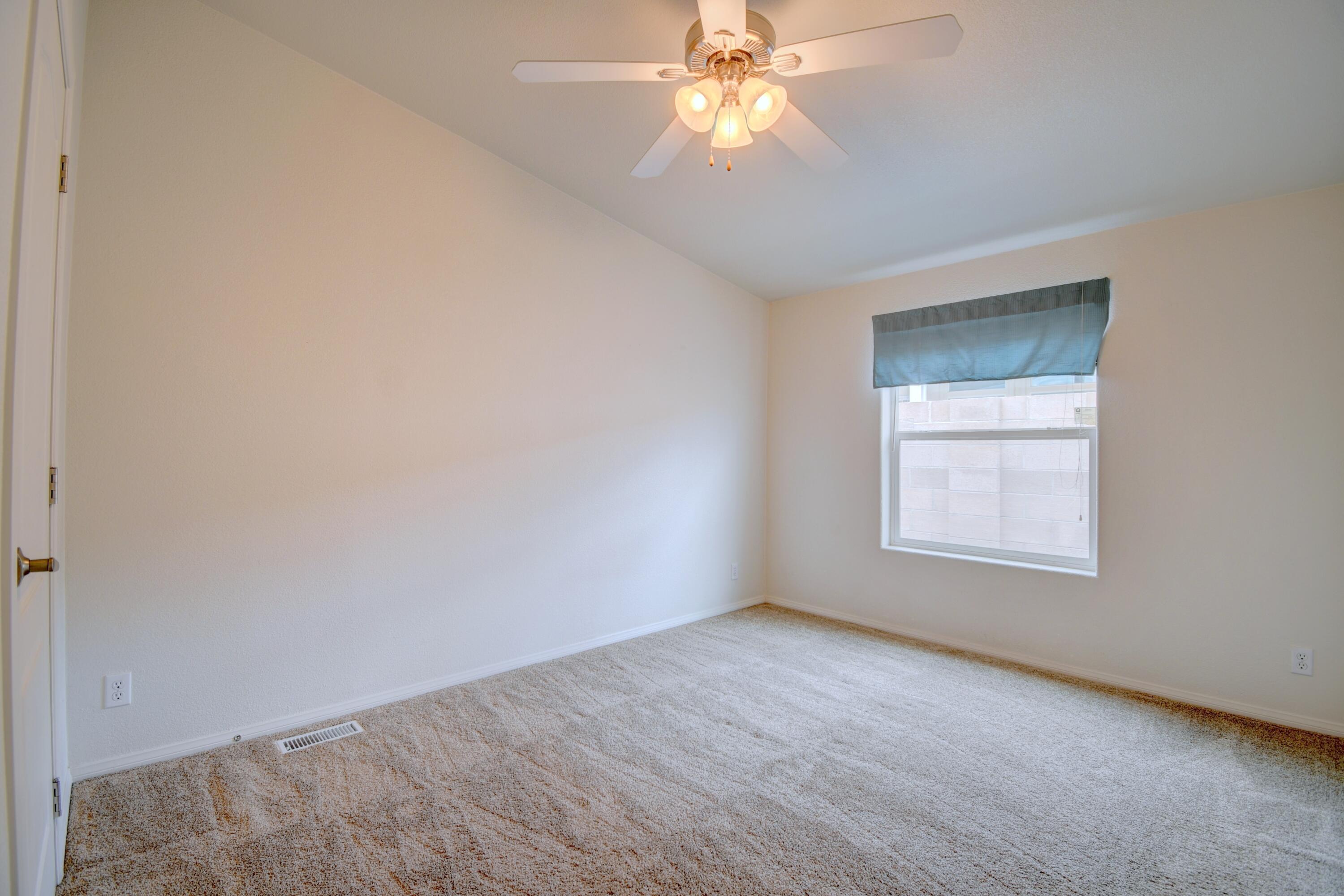 Photo 9 — 242 Sunrise Bluffs Drive