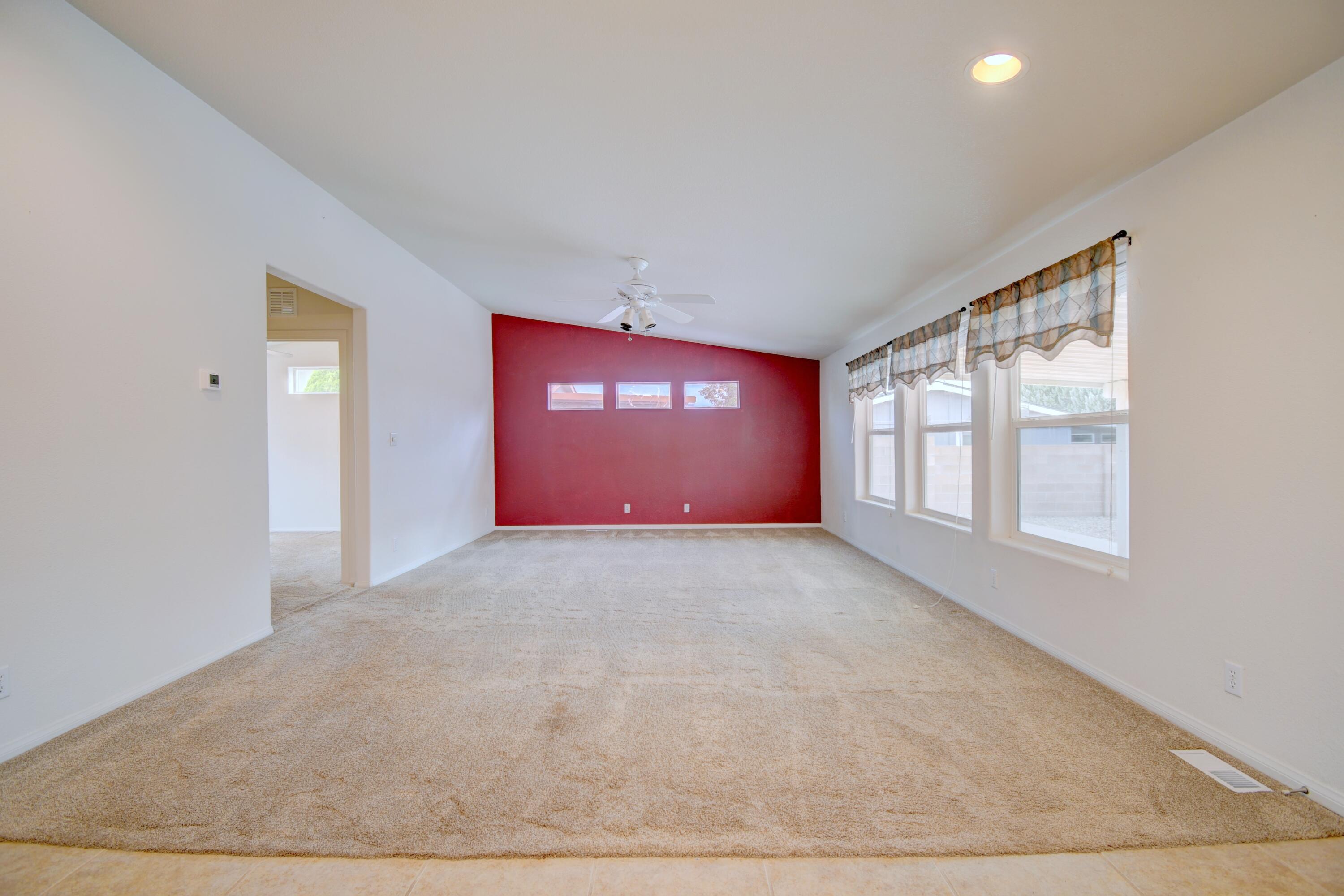 Photo 13 — 242 Sunrise Bluffs Drive