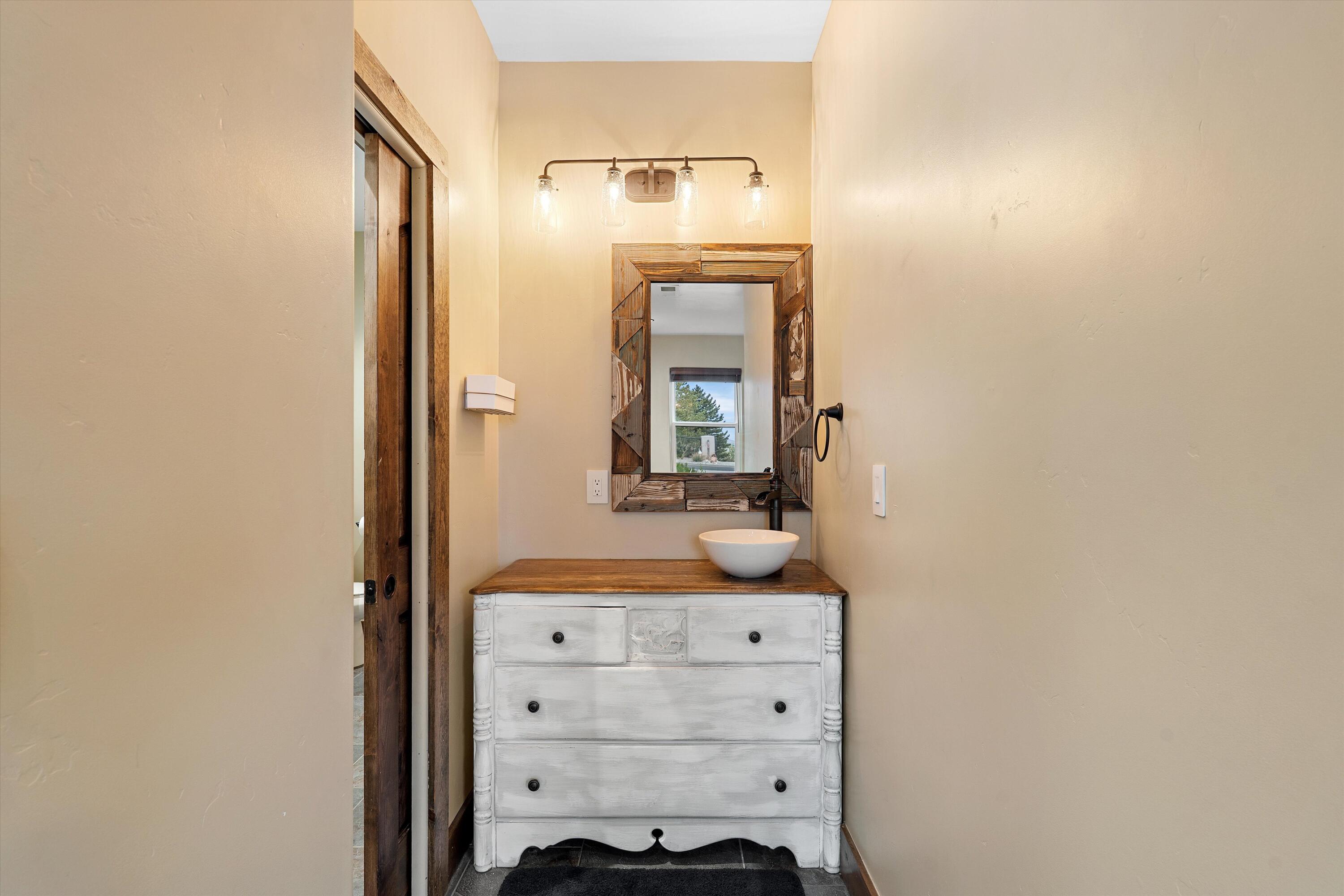 Photo 8 — 11940 Pino Avenue NE