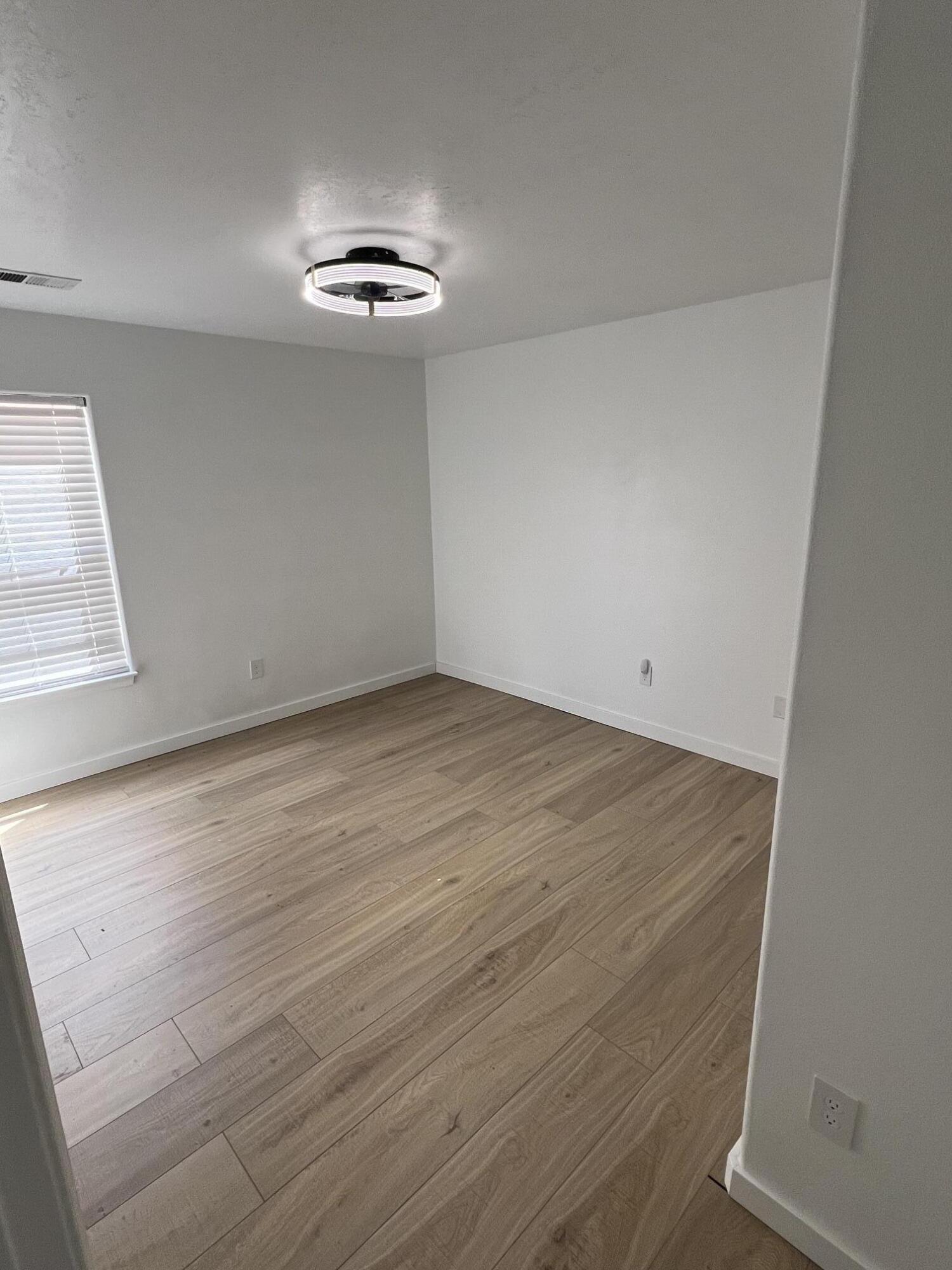 Photo 4 — 351 Terra Vista Trail SE