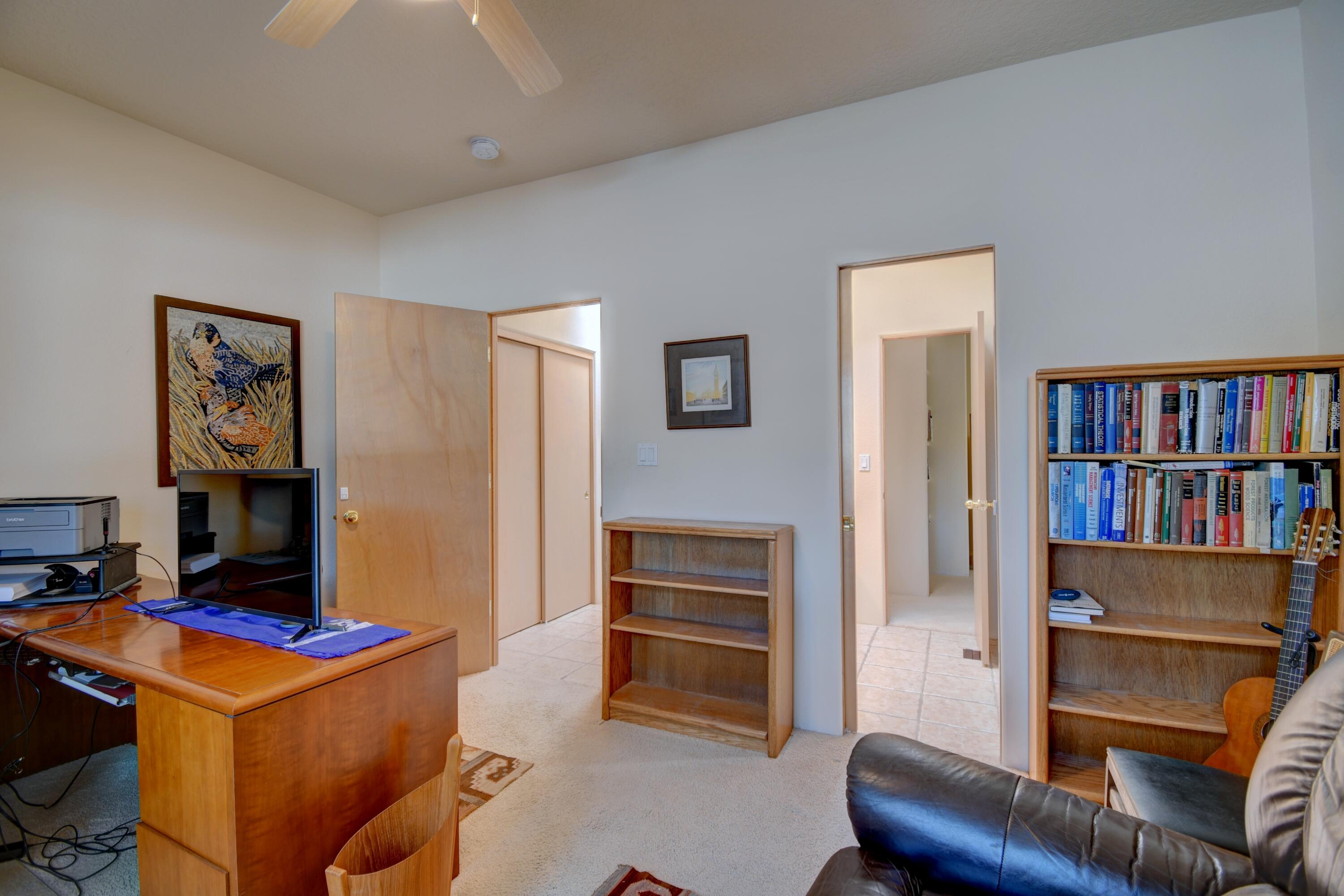 Photo 17 — 6624 High Ridge Place NE