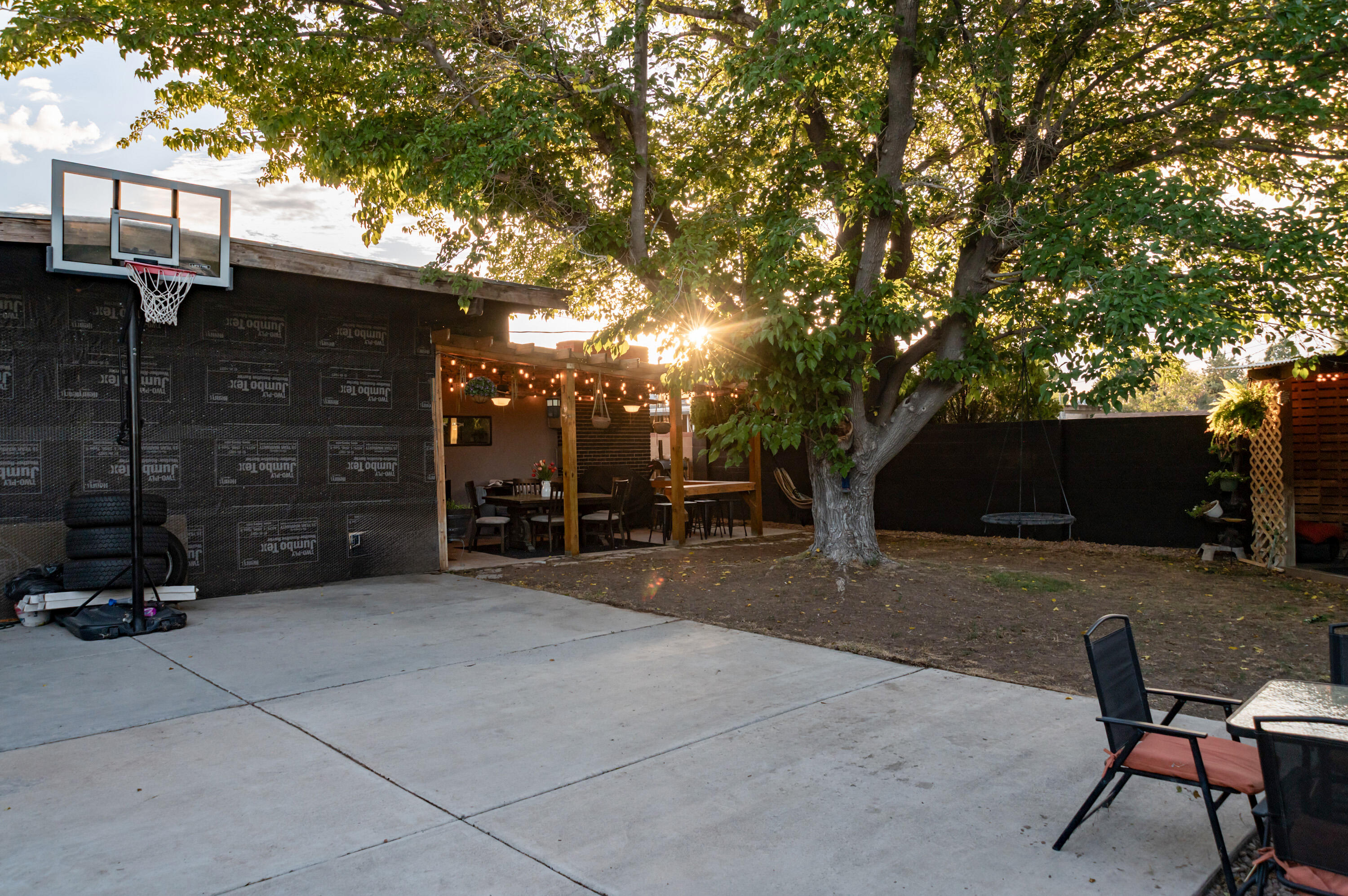 Photo 4 — 3114 Morningside Drive NE