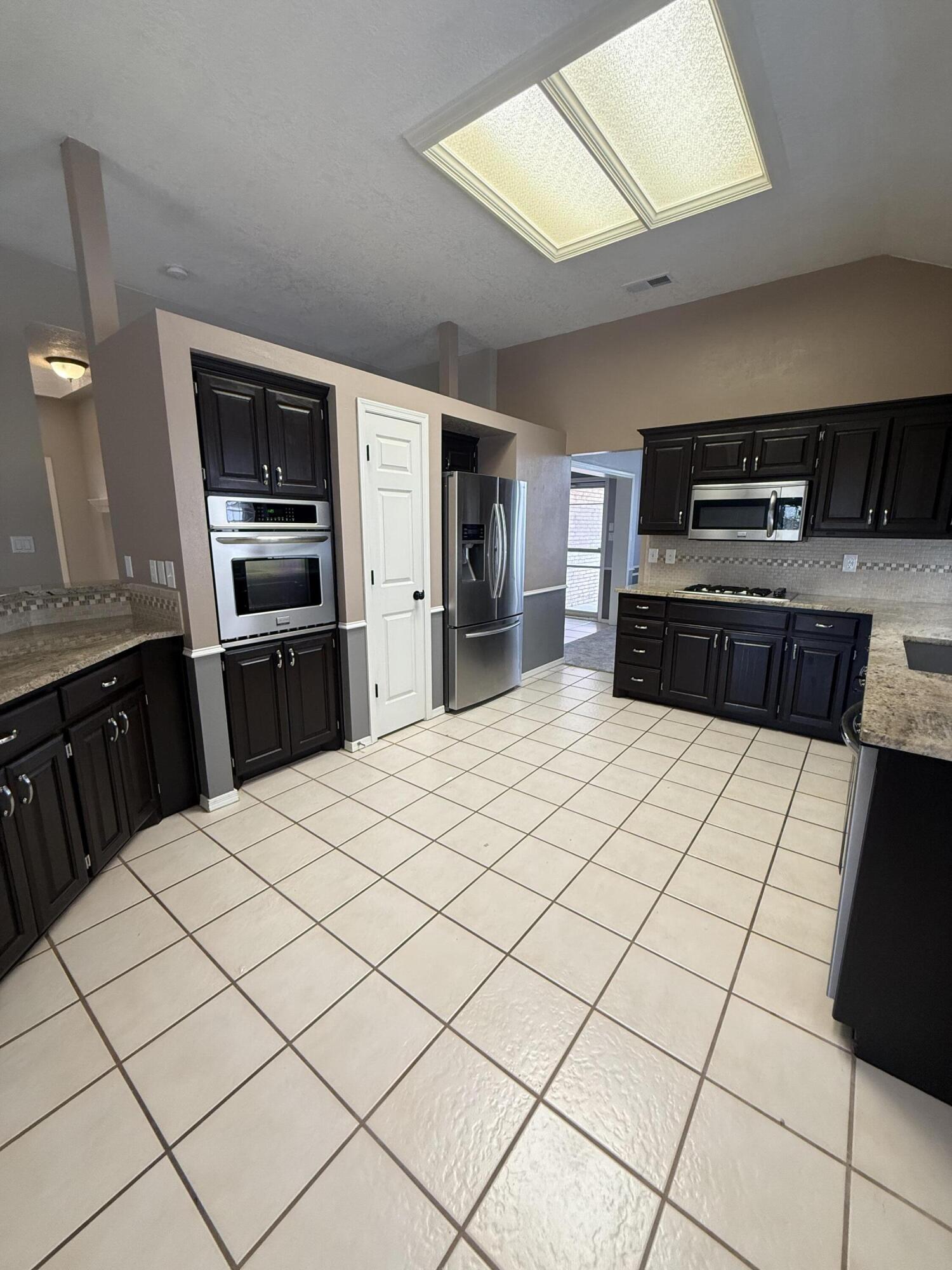 Photo 7 — 4520 Stone Hills Road NW