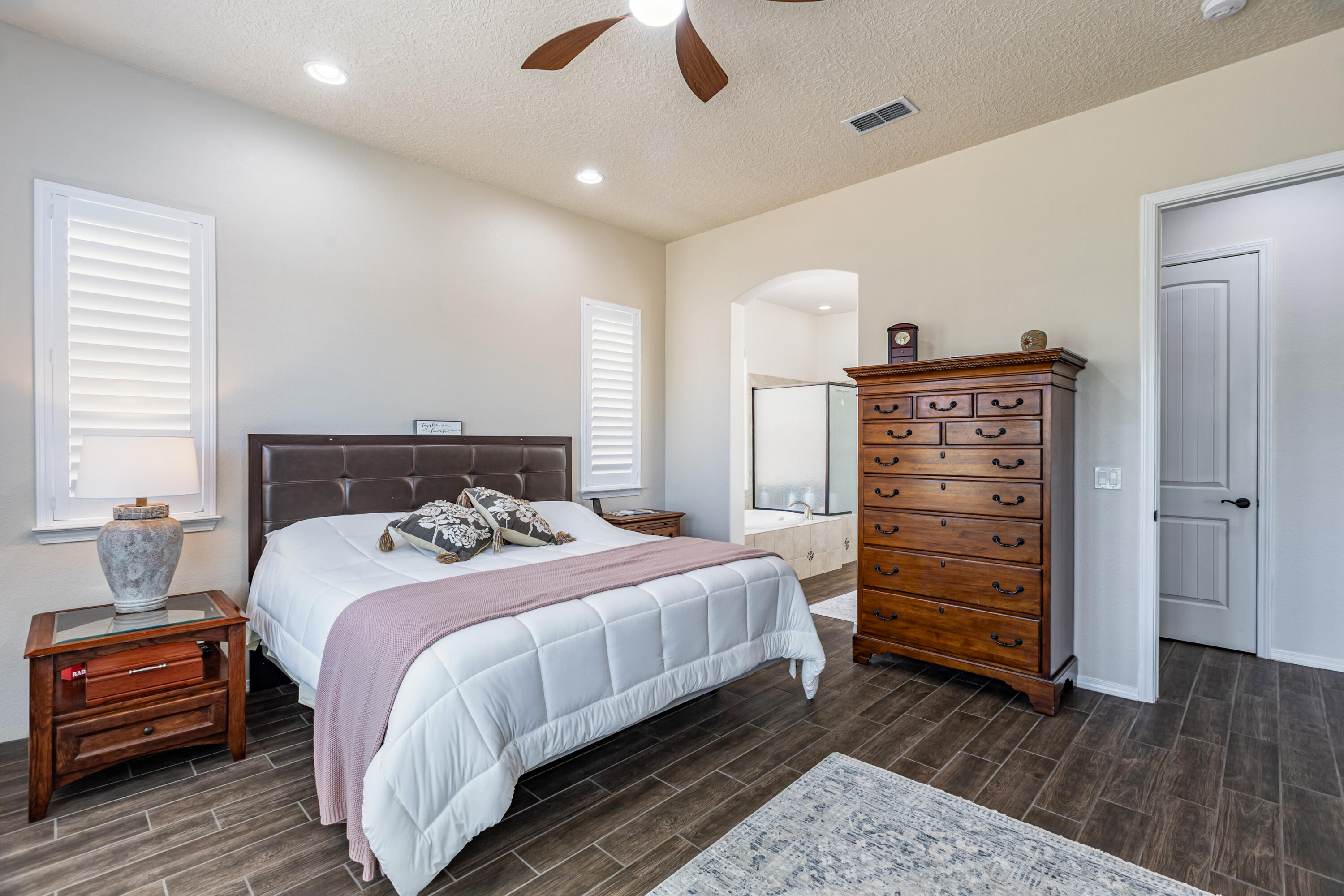 Photo 5 — 2208 Cebolla Creek Way NW