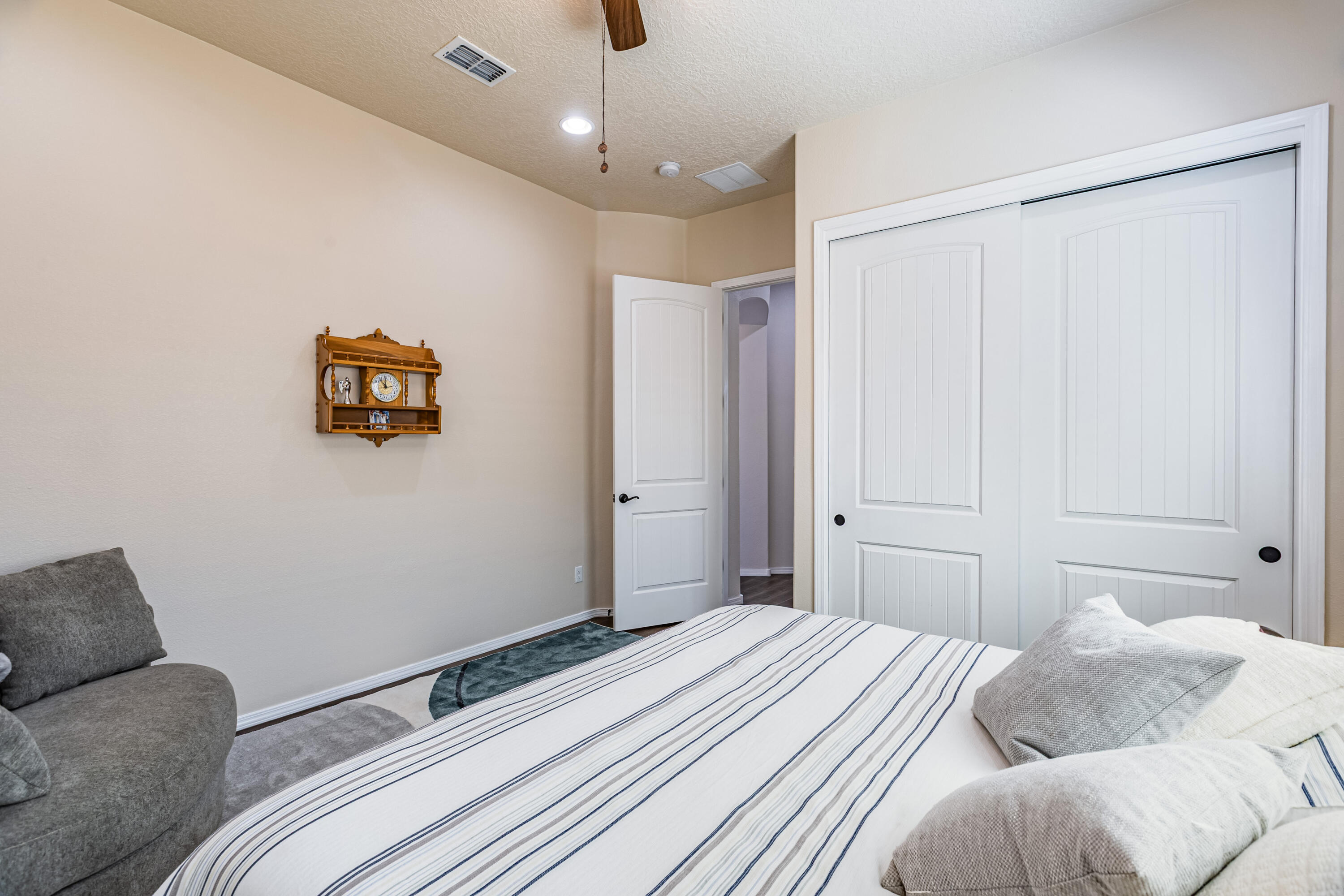 Photo 18 — 2208 Cebolla Creek Way NW