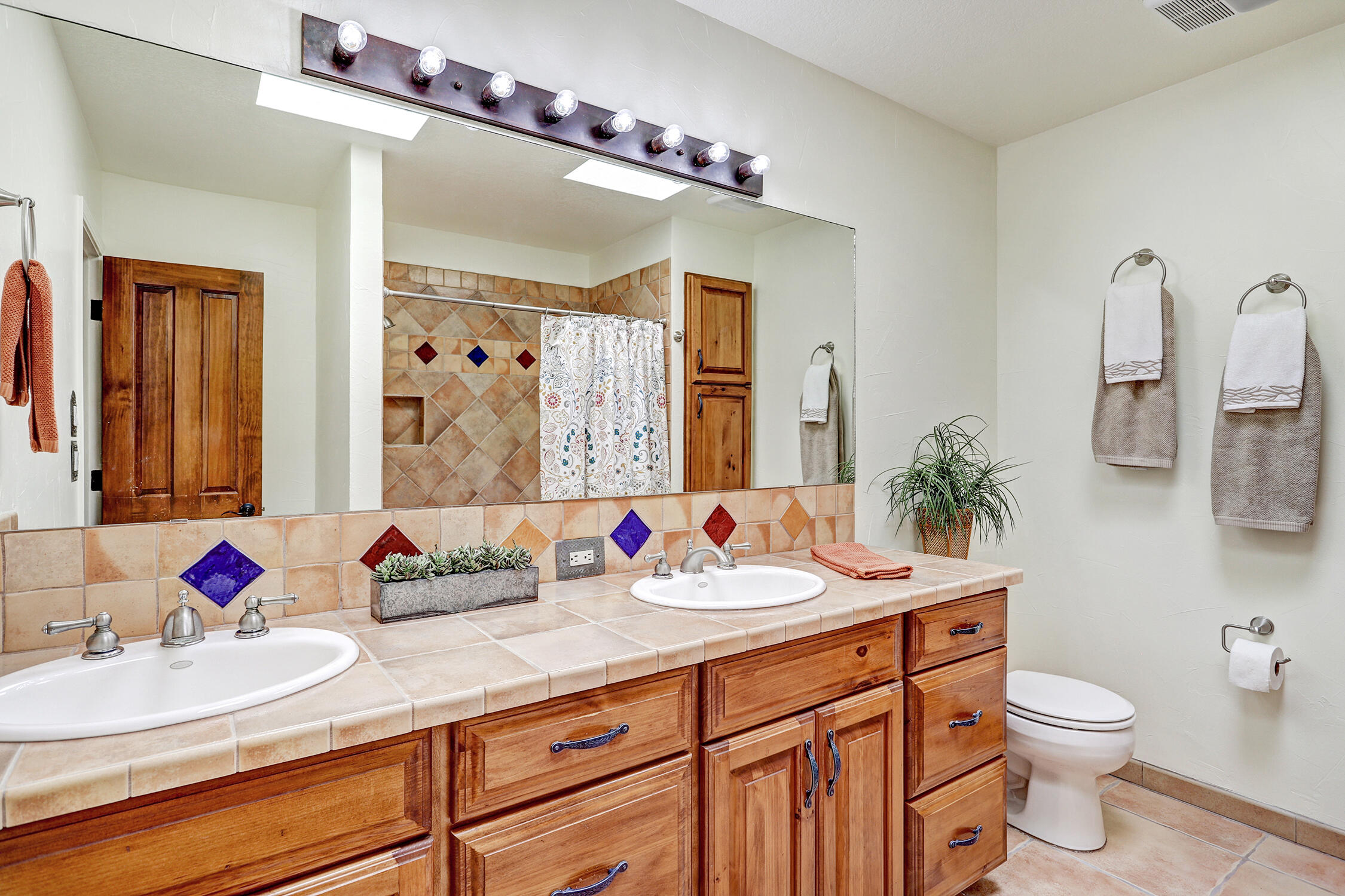 Photo 14 — 4420 Sherre Drive NE