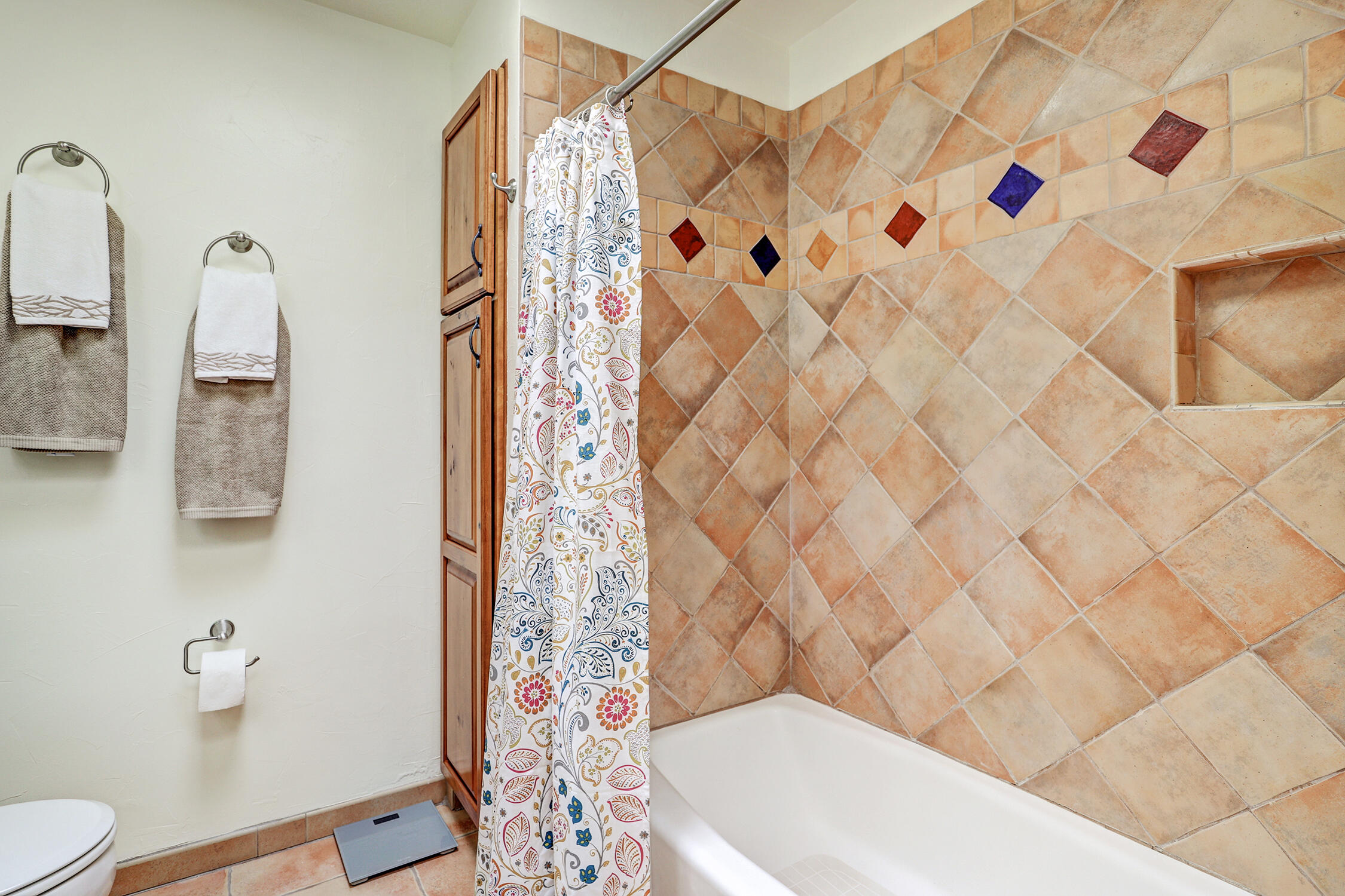 Photo 15 — 4420 Sherre Drive NE