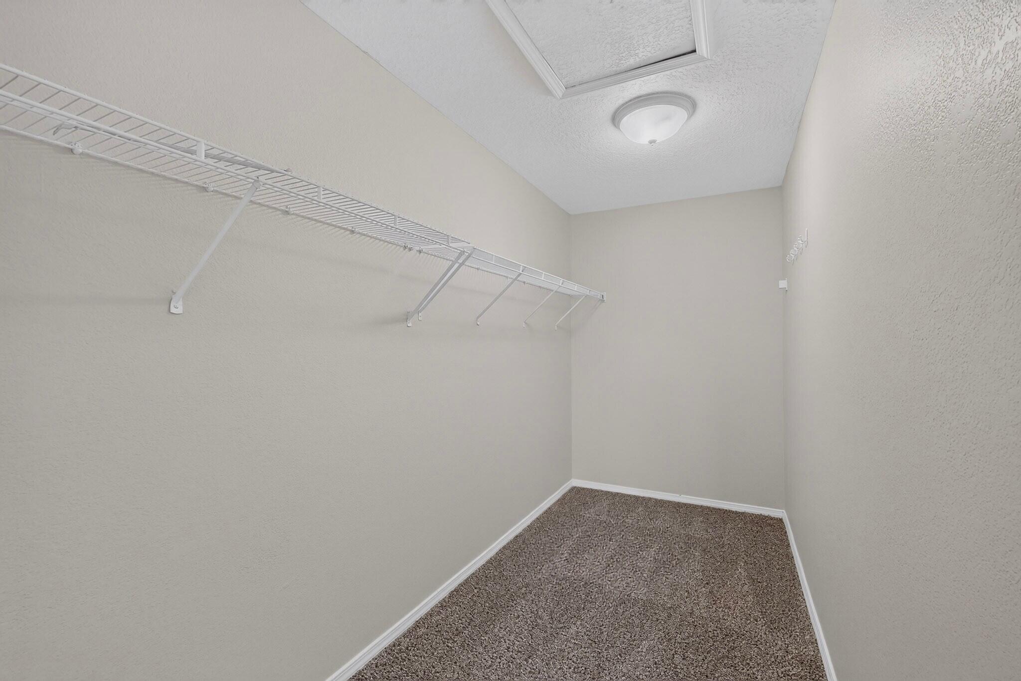 Photo 19 — 6901 Zinnia Place NW