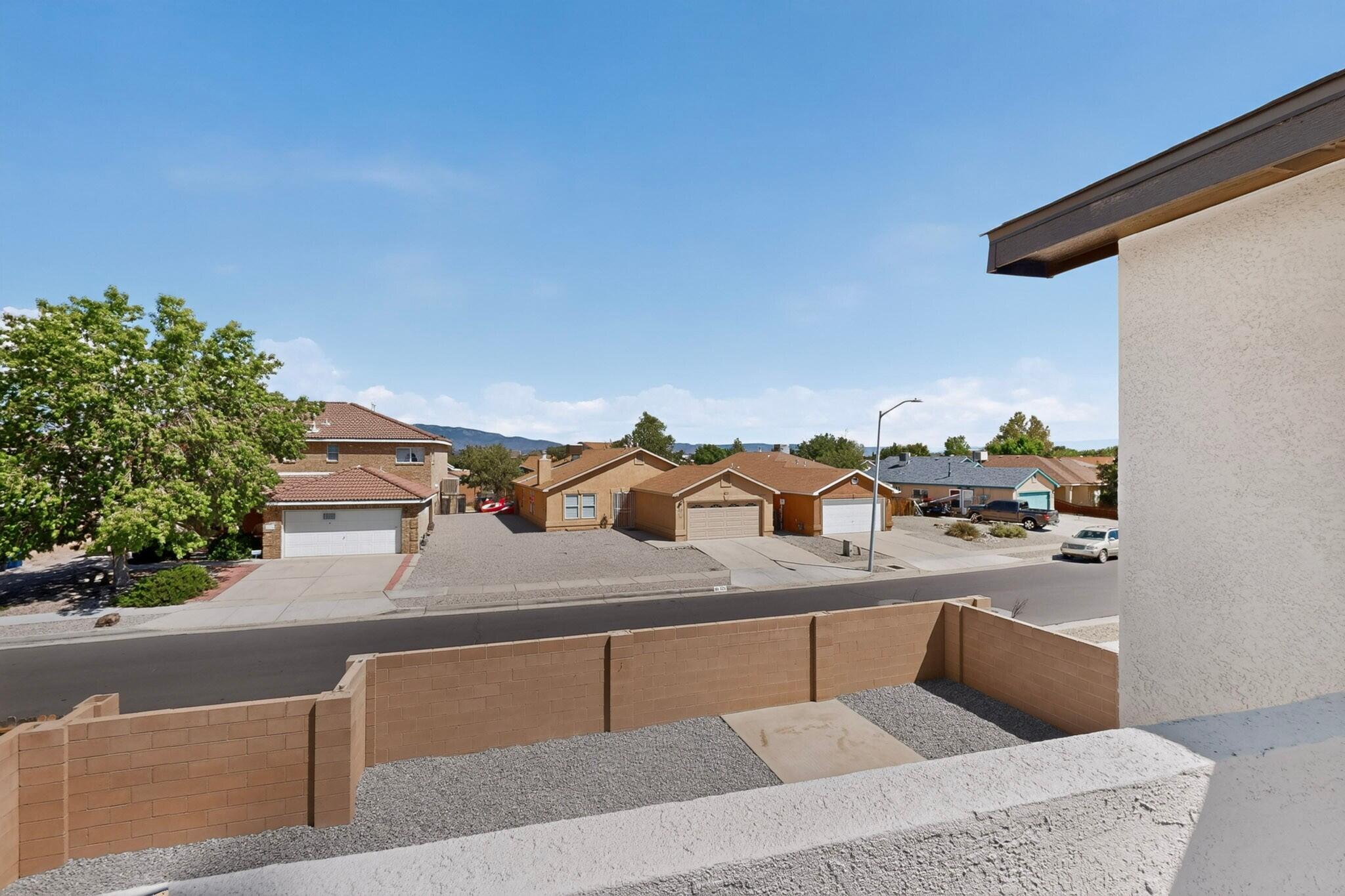 Photo 16 — 6901 Zinnia Place NW