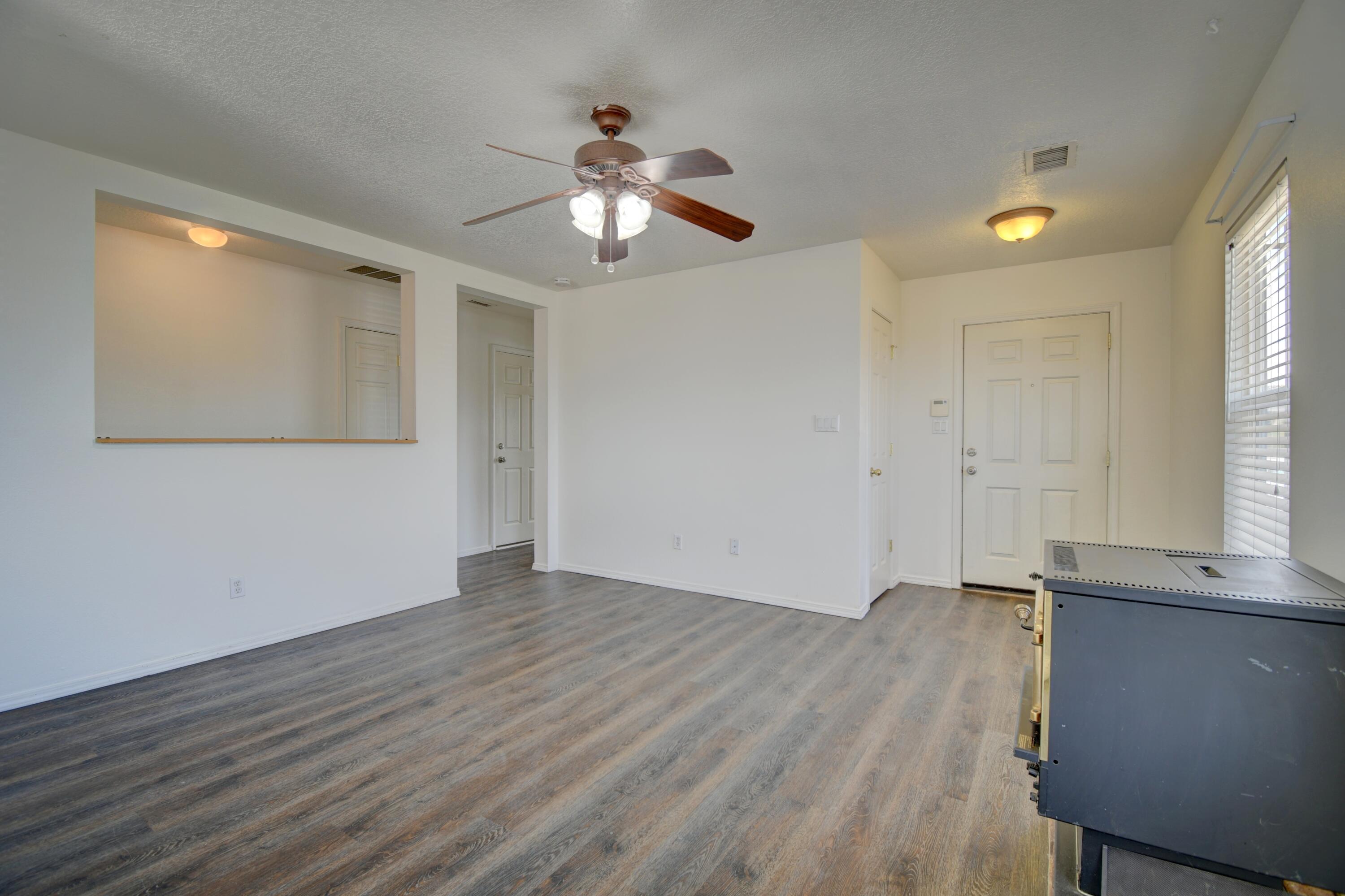 Photo 9 — 2524 Bixby Street NW
