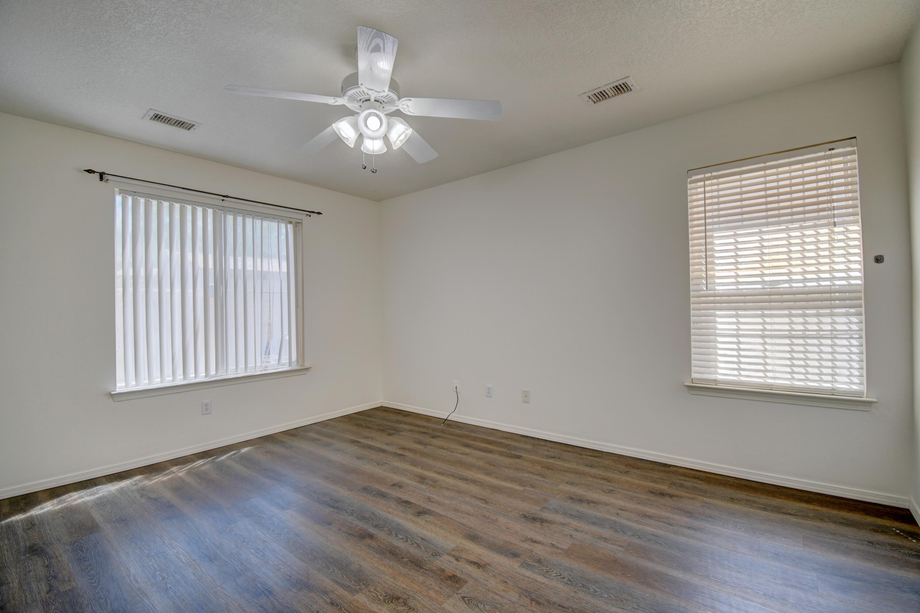 Photo 12 — 2524 Bixby Street NW
