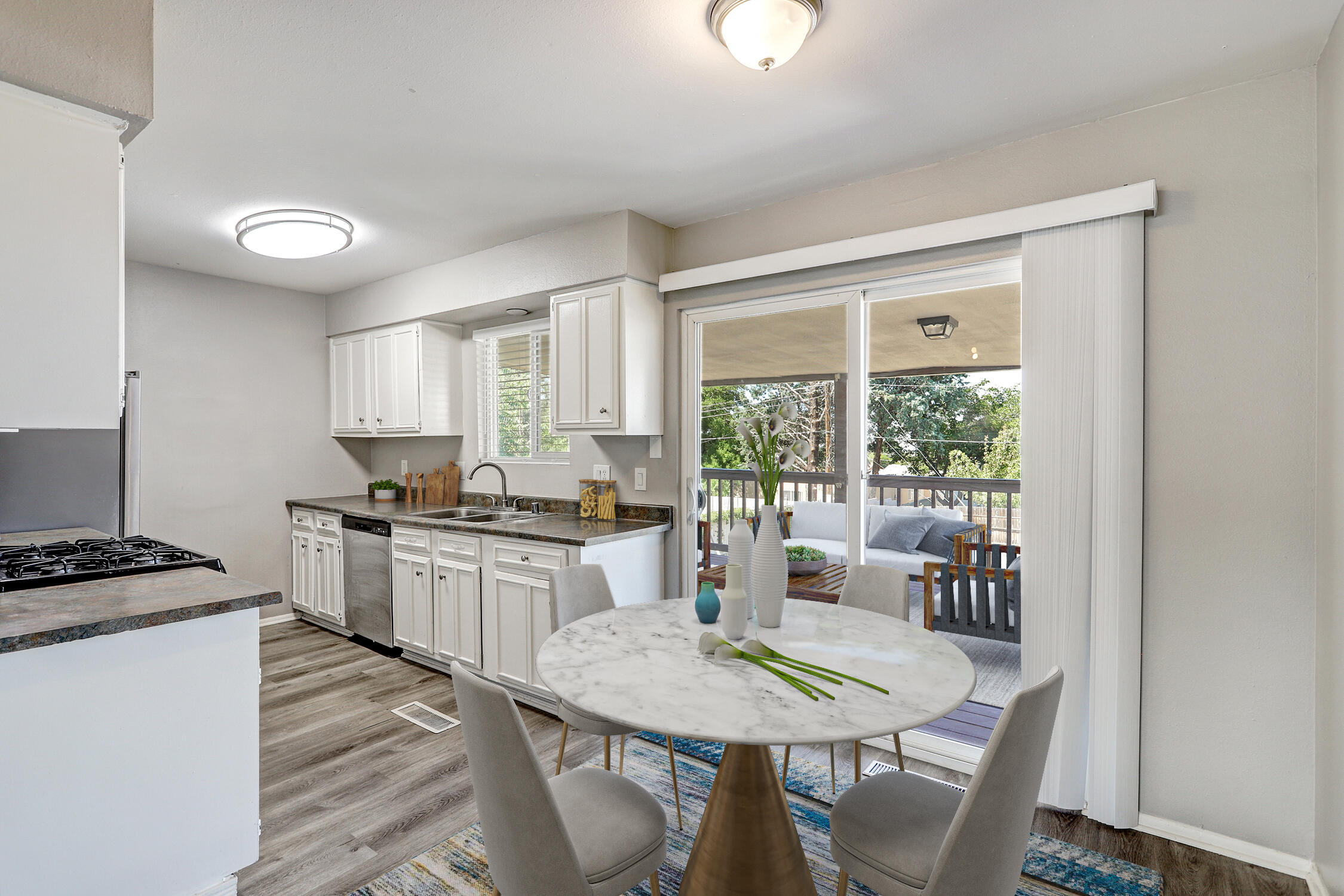 Photo 14 — 1725 Hiawatha Drive NE