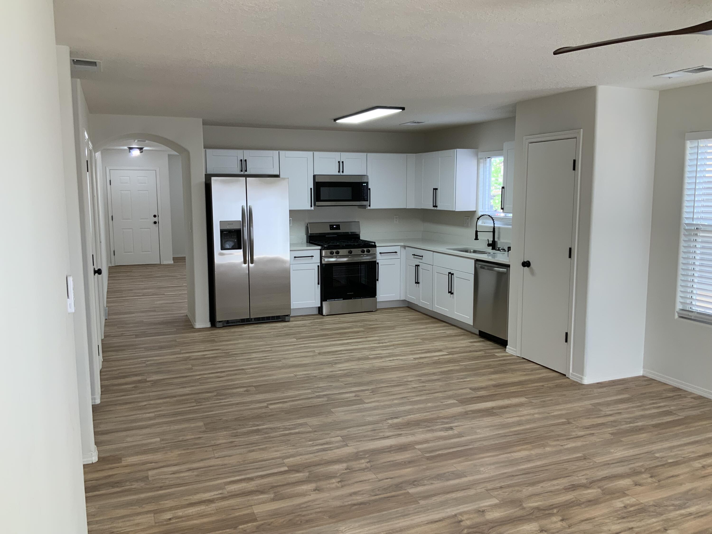 Photo 11 — 7728 Goshawk Avenue NW