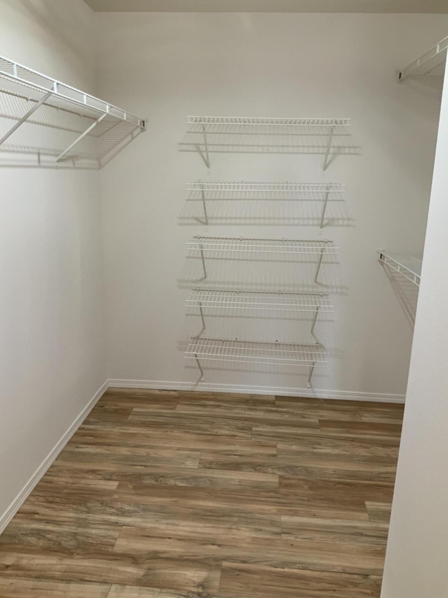 Photo 18 — 7728 Goshawk Avenue NW