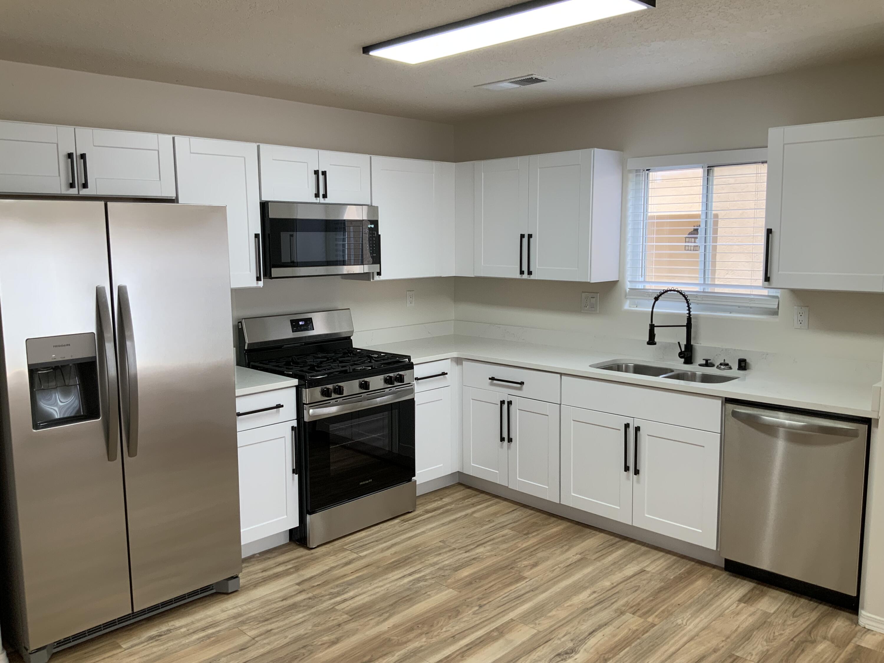 Photo 8 — 7728 Goshawk Avenue NW