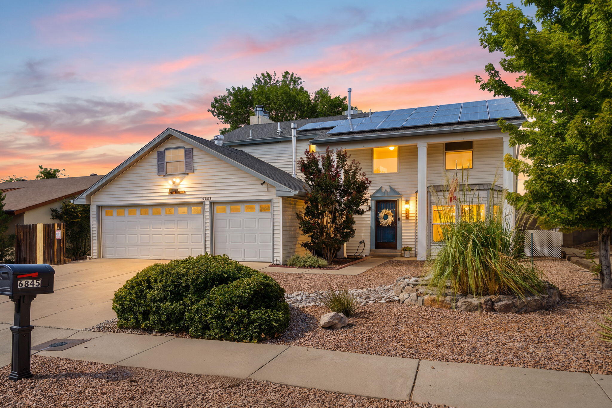 6845 Vivian Drive NE, Albuquerque, NM 87109