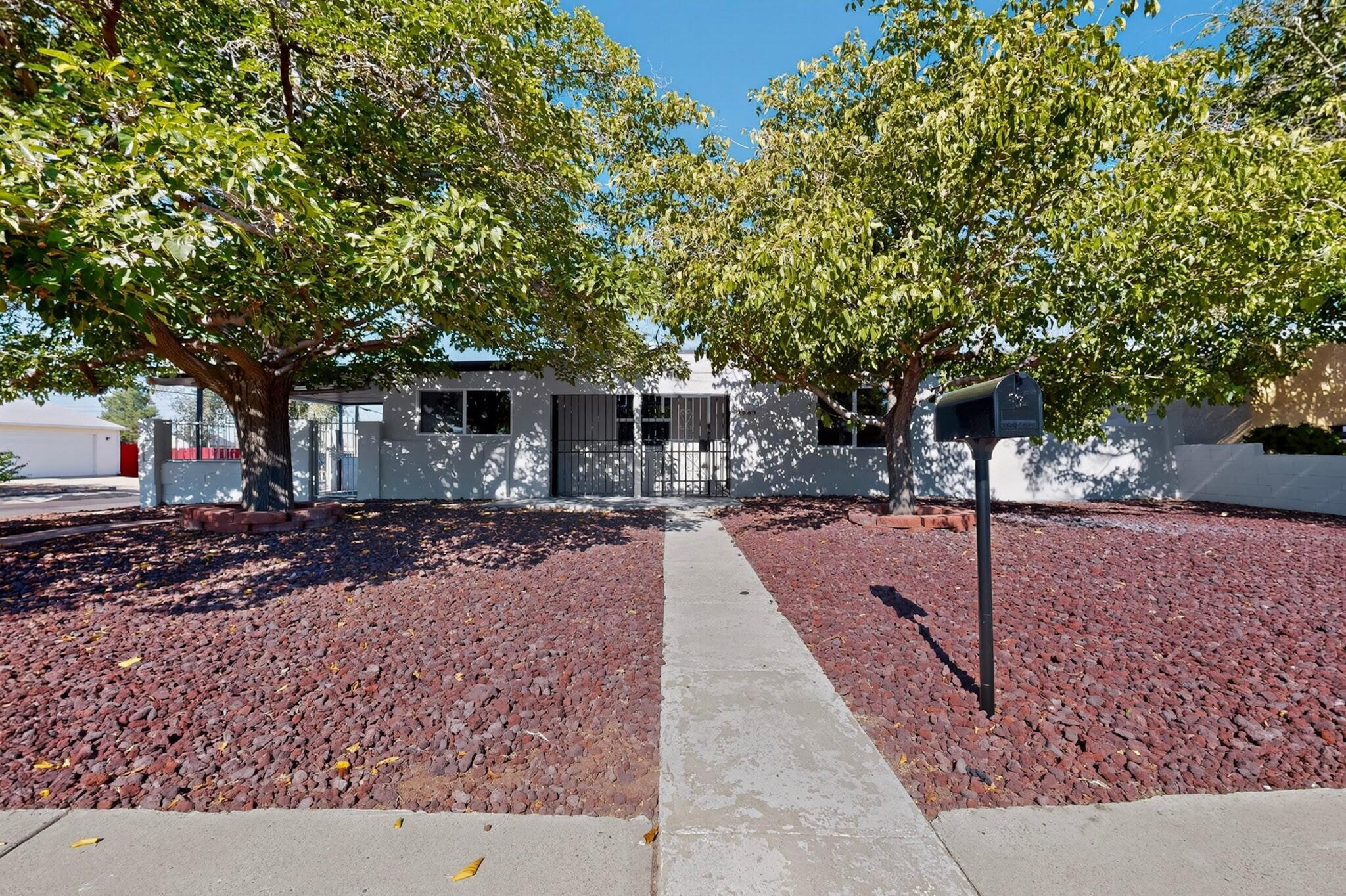 2503 Cardenas Drive NE
