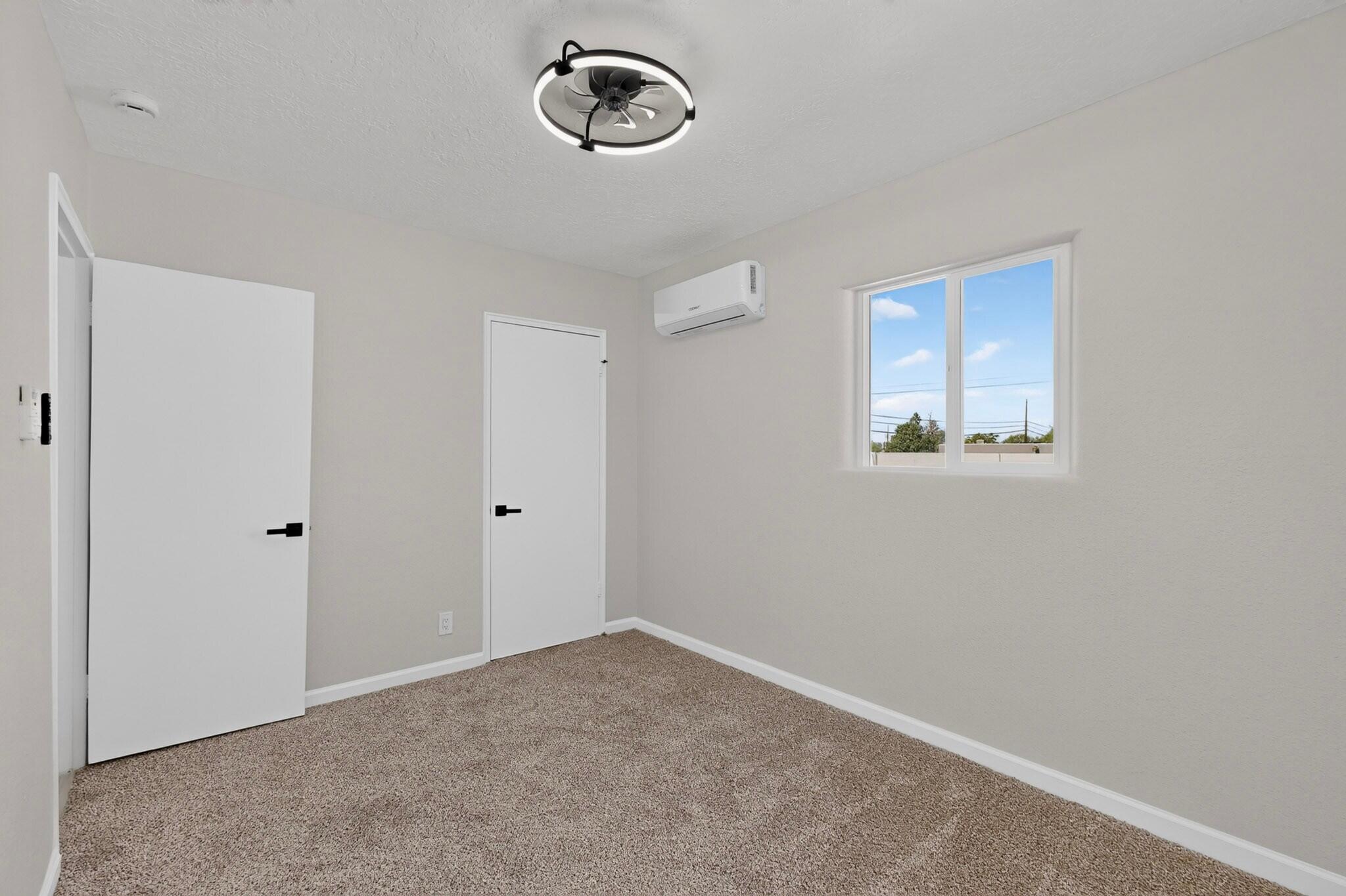 Photo 2 — 2503 Cardenas Drive NE