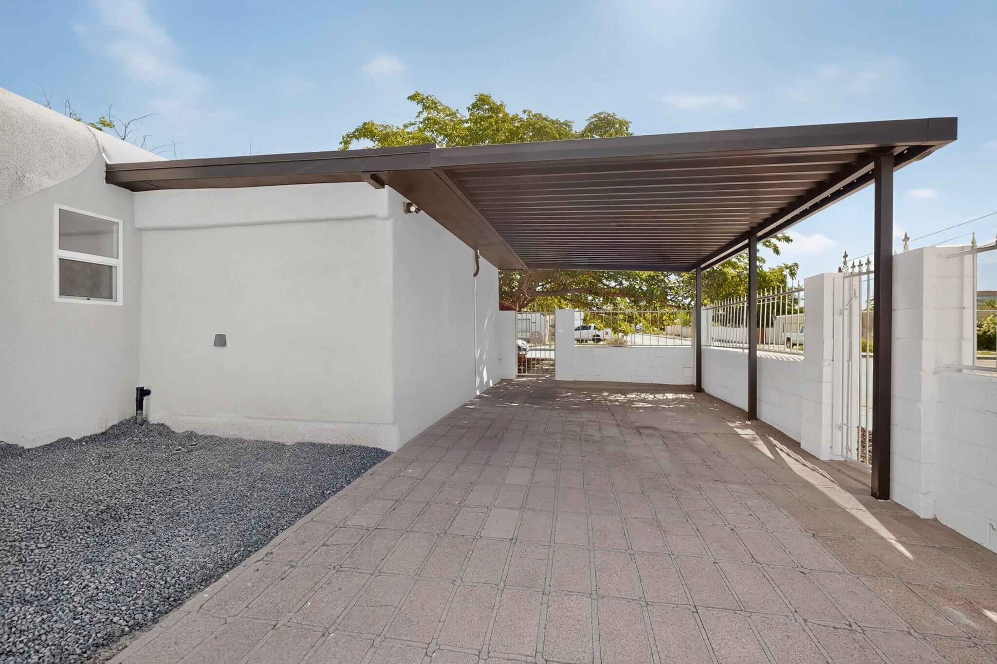 Photo 7 — 2503 Cardenas Drive NE