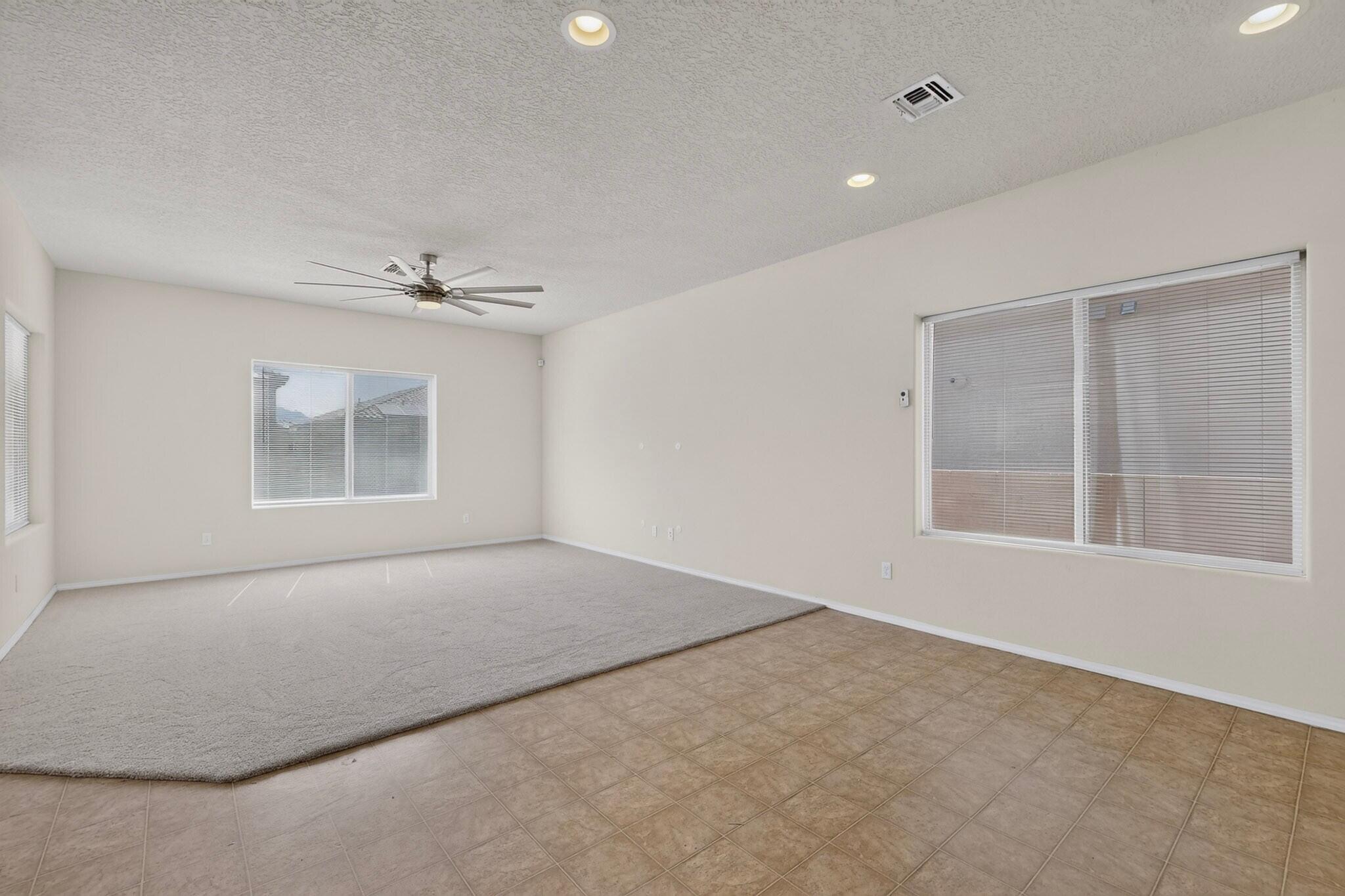 Photo 6 — 160 La Cuesta Court NE
