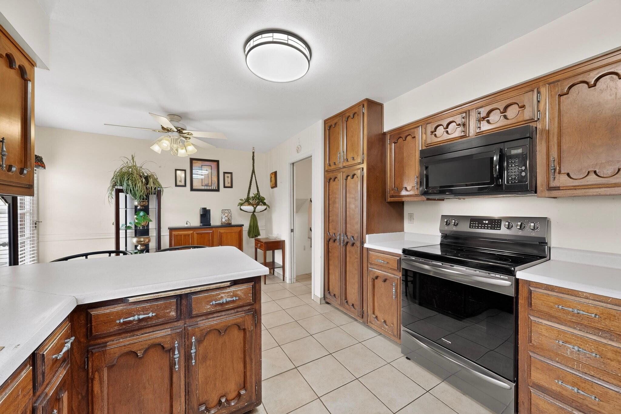 Photo 12 — 12110 Princess Jeanne Avenue NE