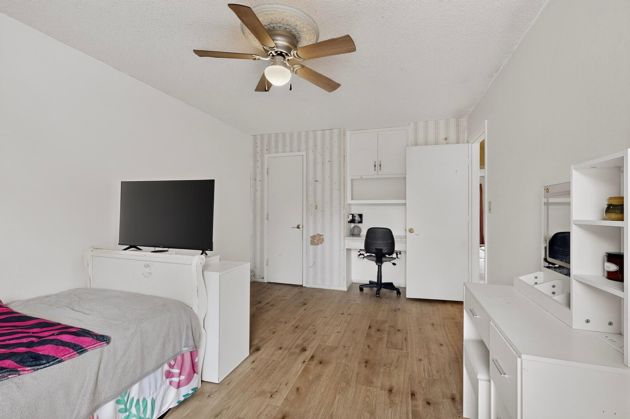 Photo 20 — 12110 Princess Jeanne Avenue NE