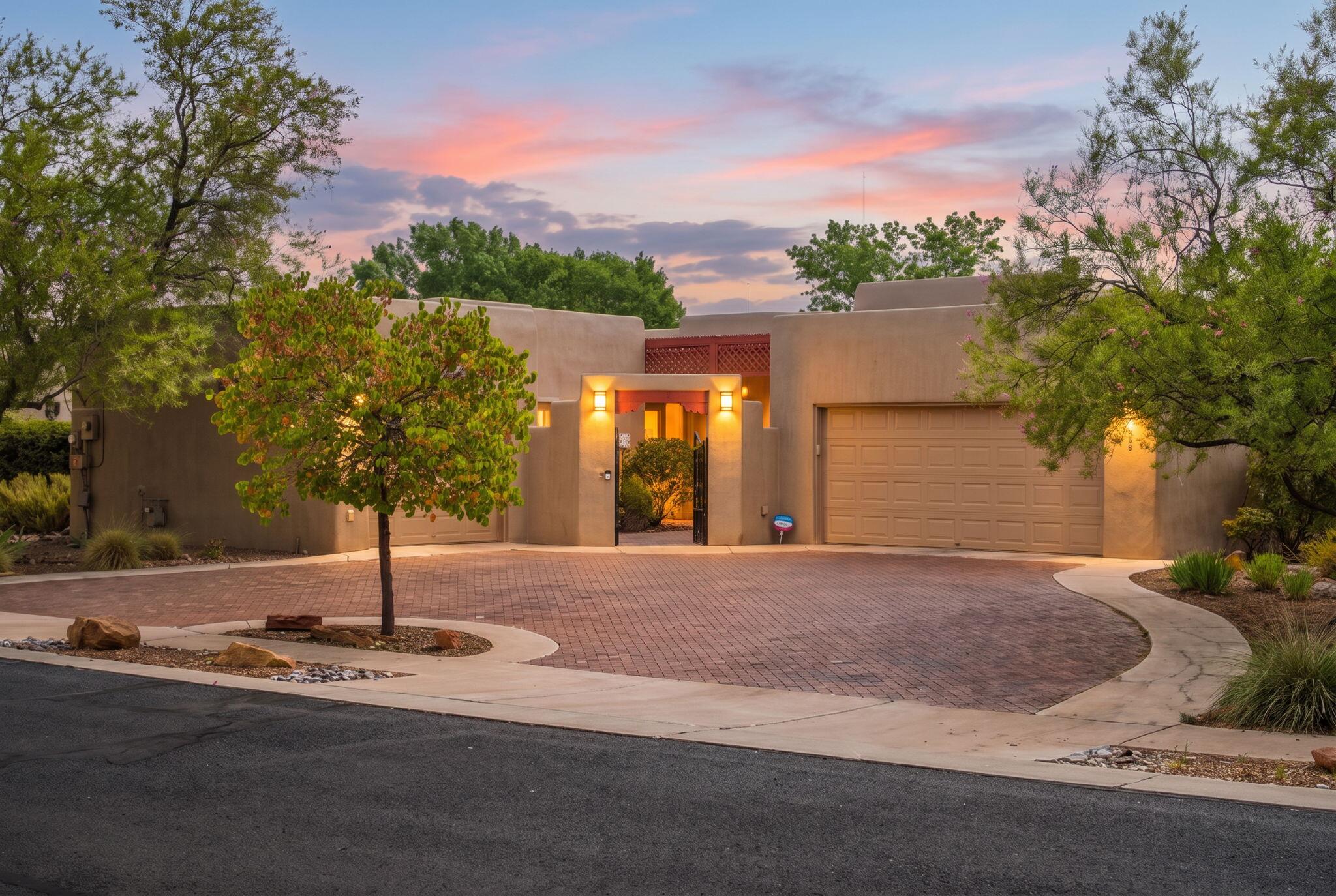 500 Laguna Seca Lane NW