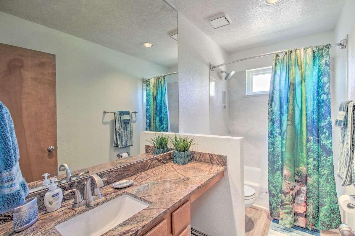 Photo 3 — 11125 Malaguena Lane NE