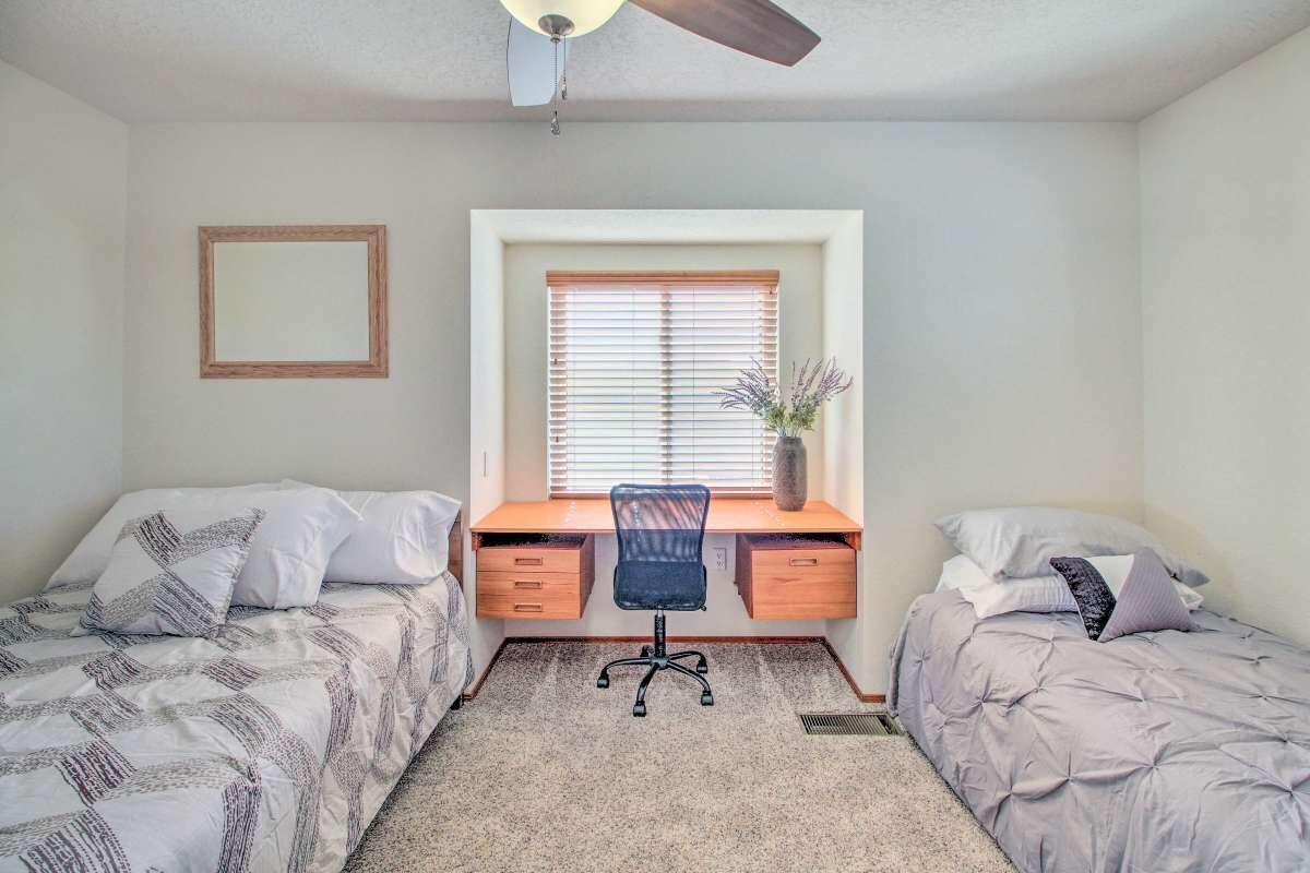 Photo 4 — 11125 Malaguena Lane NE