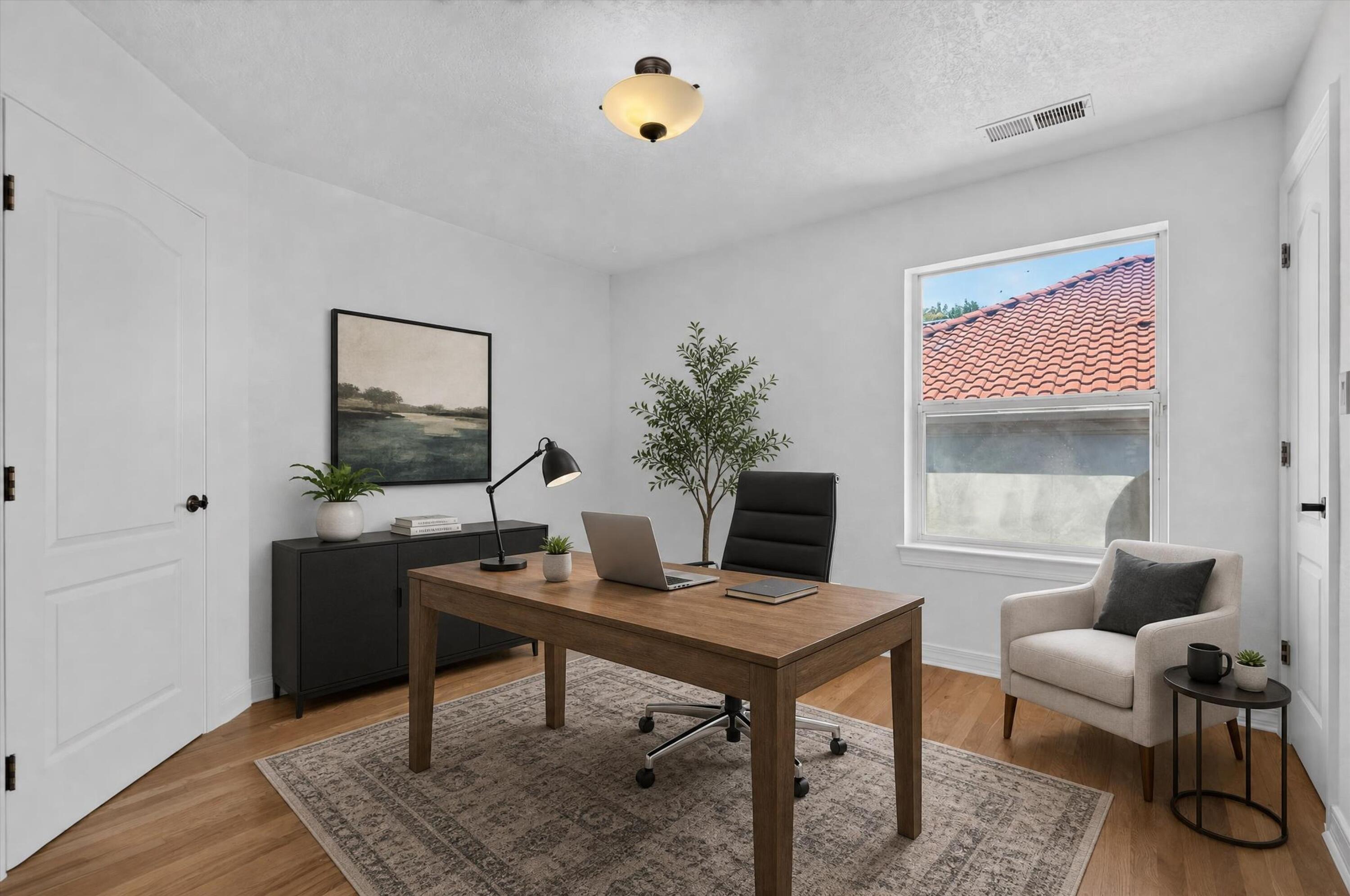 Photo 3 — 11316 Woodmar Lane NE