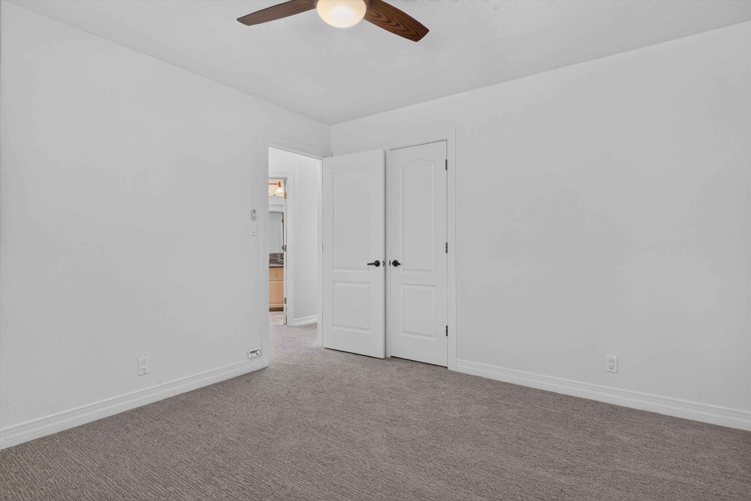 Photo 8 — 11316 Woodmar Lane NE