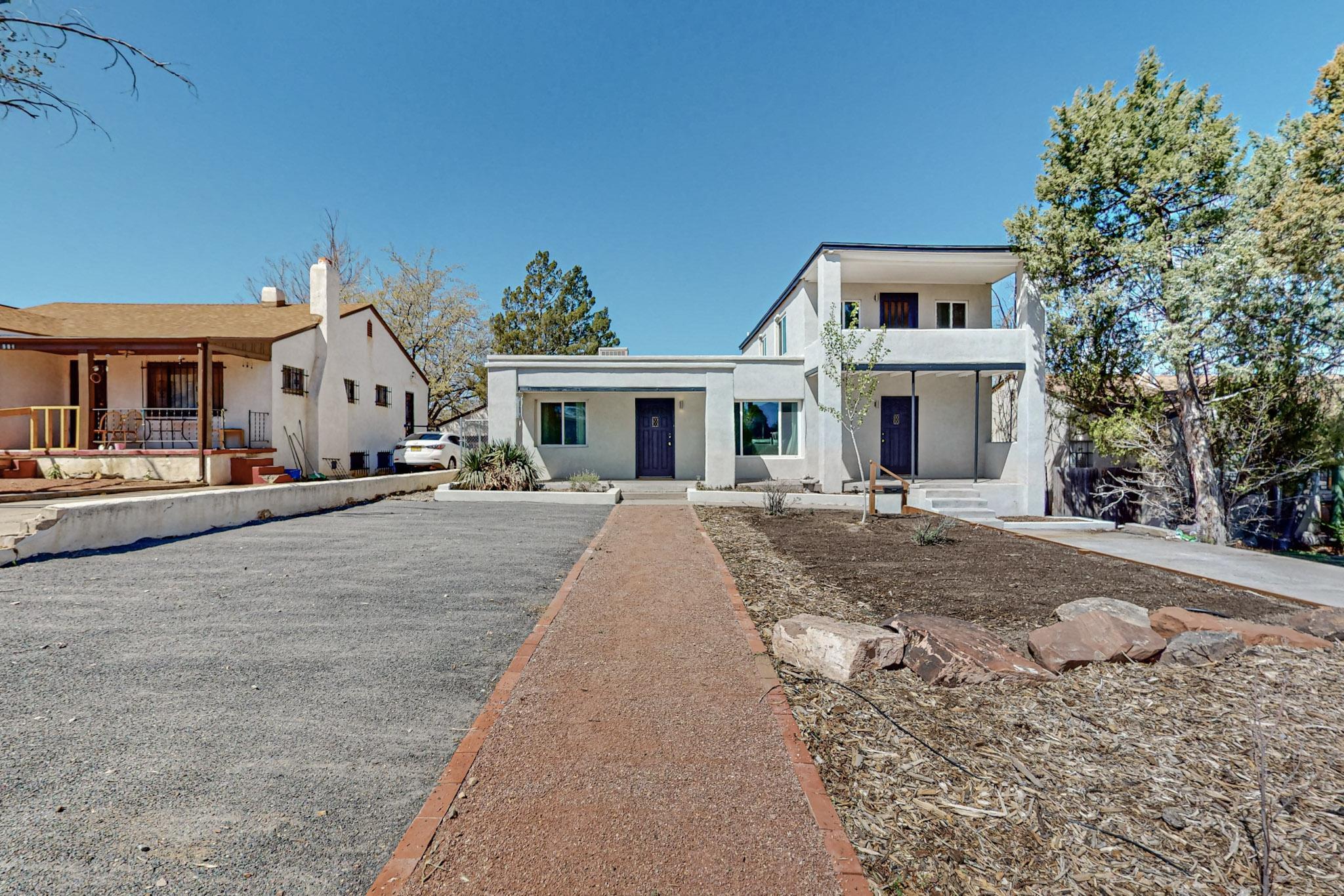 211 Amherst Drive SE