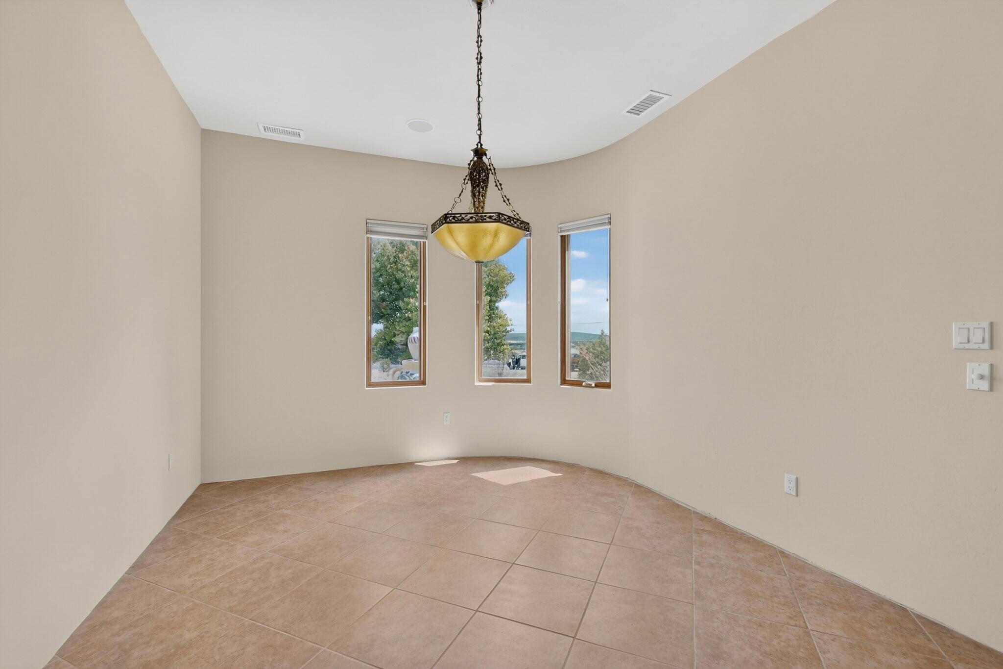 Photo 16 — 7 Stonebrook Court