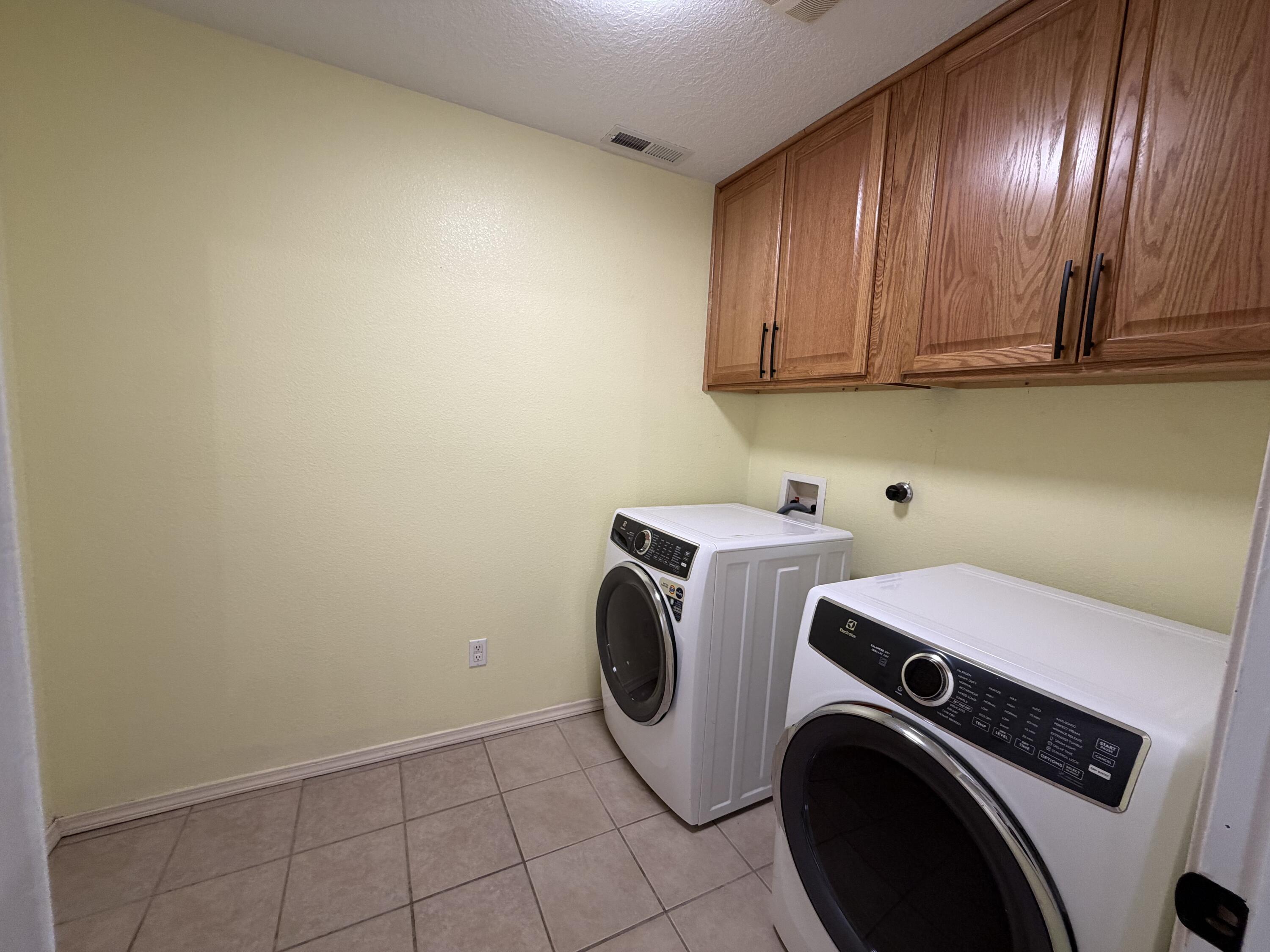Photo 15 — 4701 26th Avenue NE