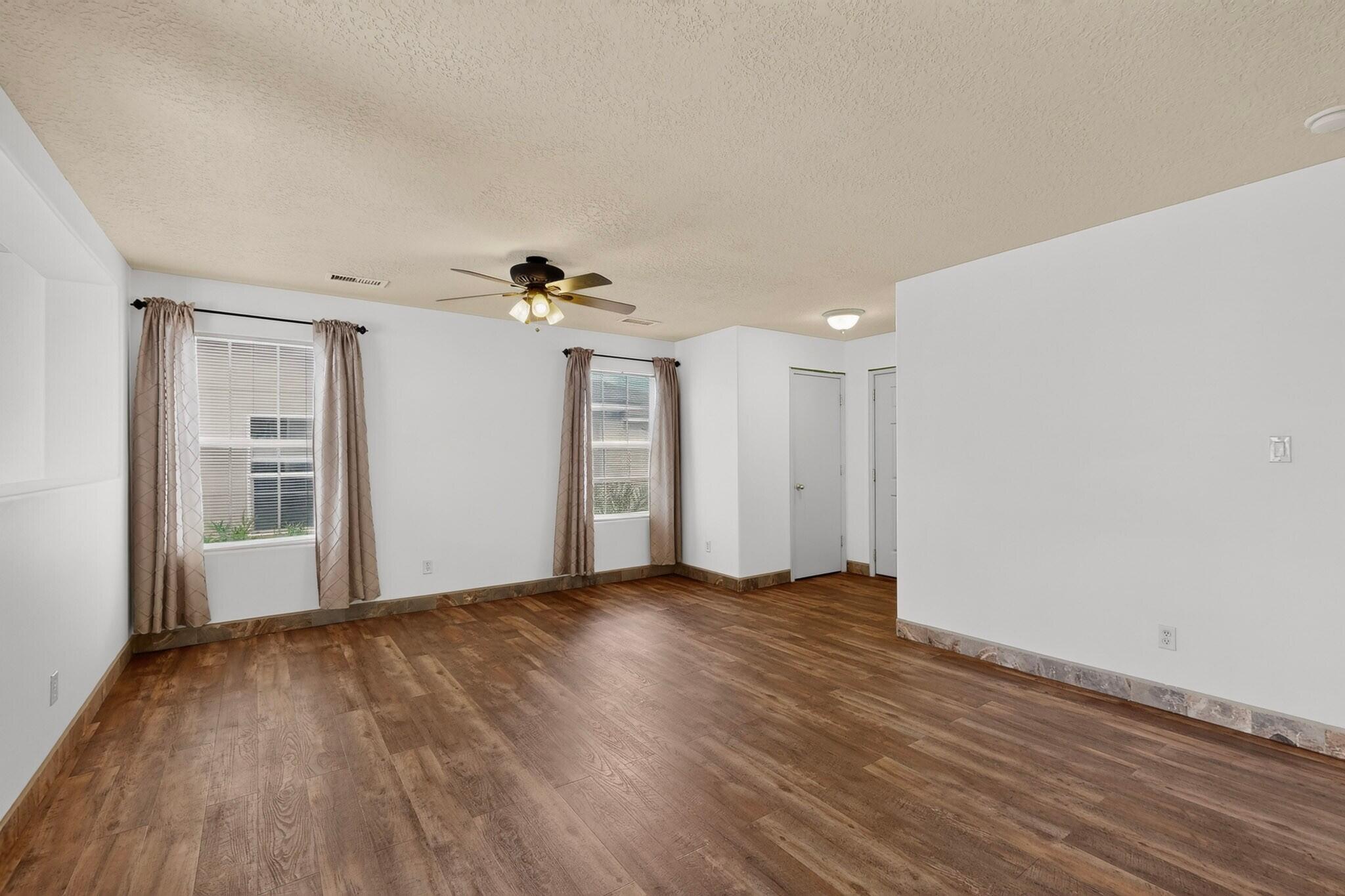 Photo 20 — 8715 Sawgrass Place NW