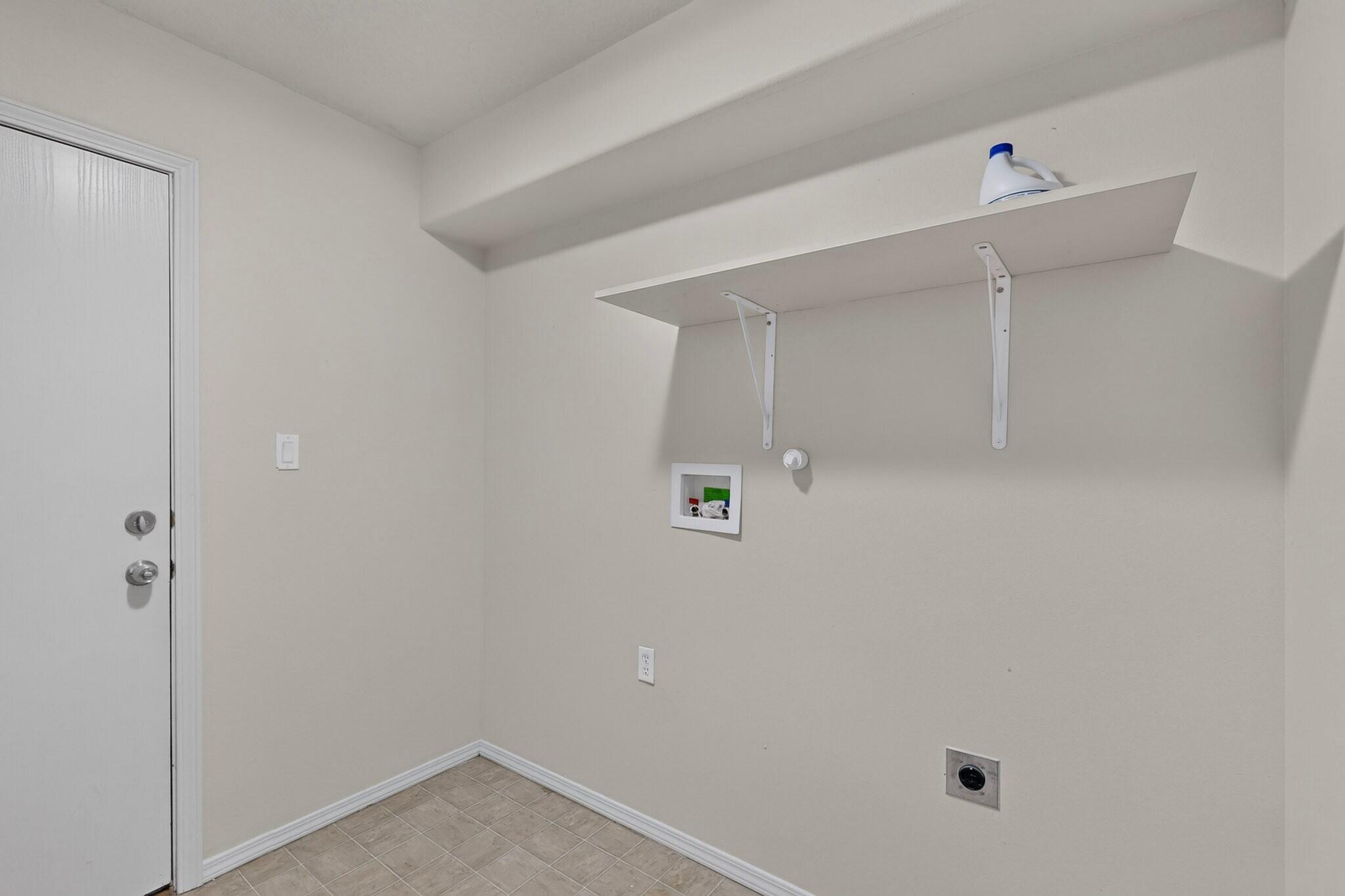 Photo 11 — 8715 Sawgrass Place NW
